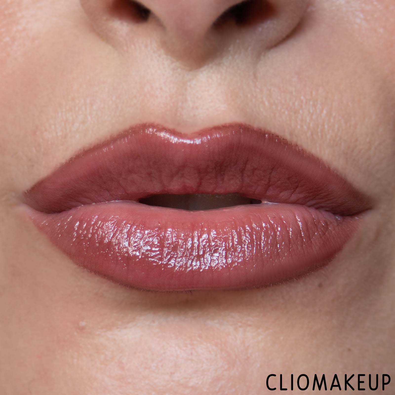cliomakeup-recensione-balsamo-labbra-kiko-dolce-diva-preotecting-lip-balm-spf-20-12
