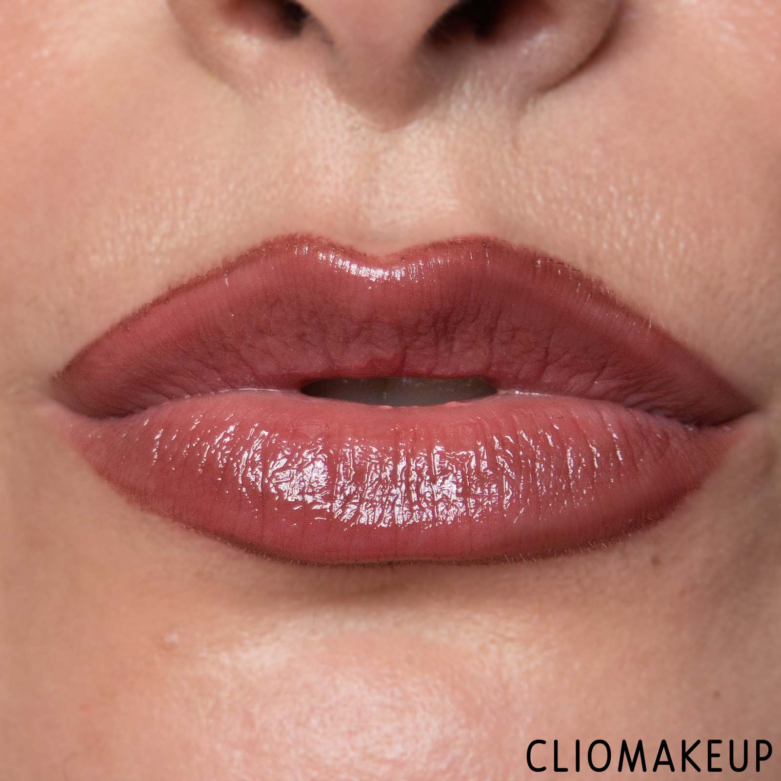 cliomakeup-recensione-balsamo-labbra-kiko-dolce-diva-preotecting-lip-balm-spf-20-13