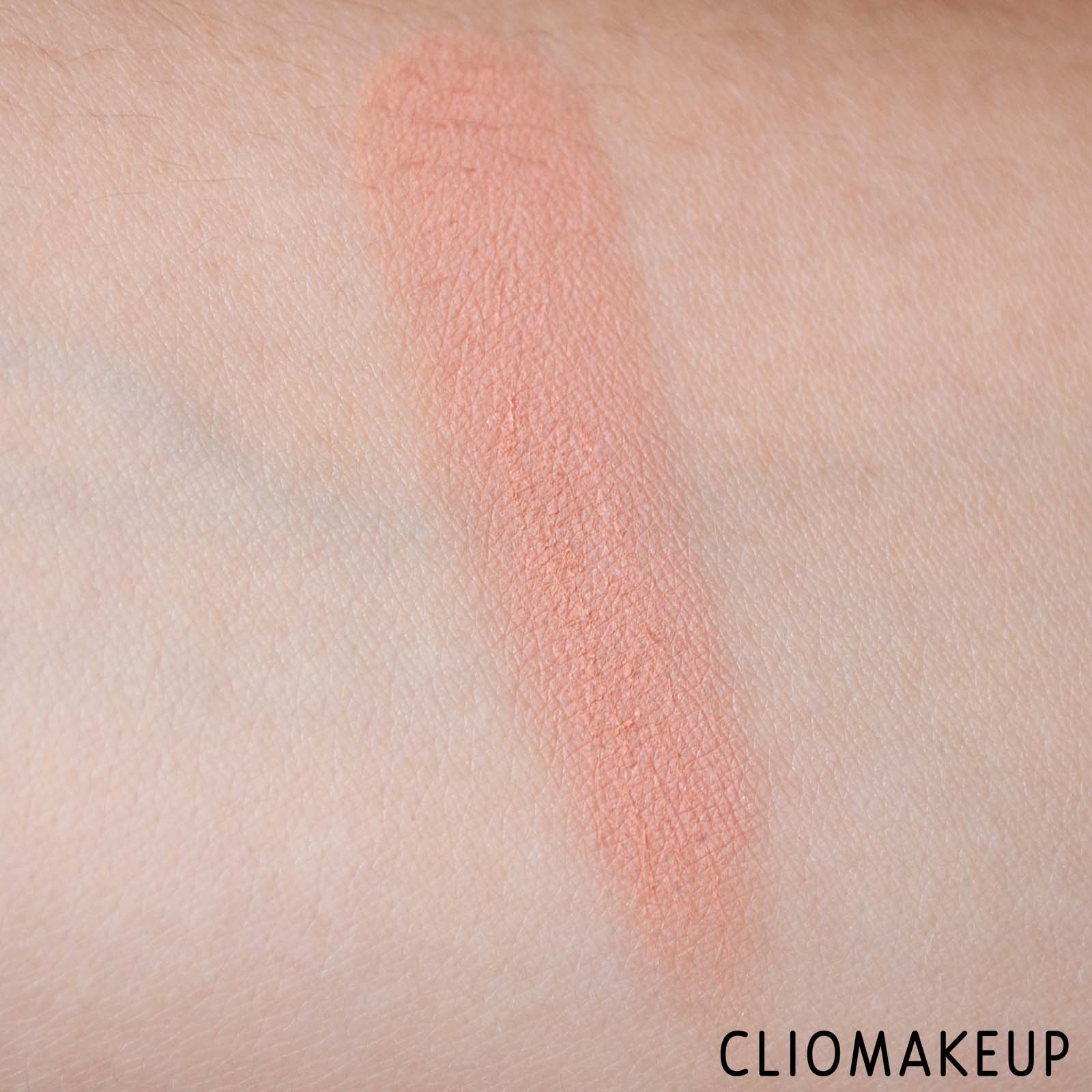 cliomakeup-recensione-blush-kylie-jenner-pressed-blush-powder-7