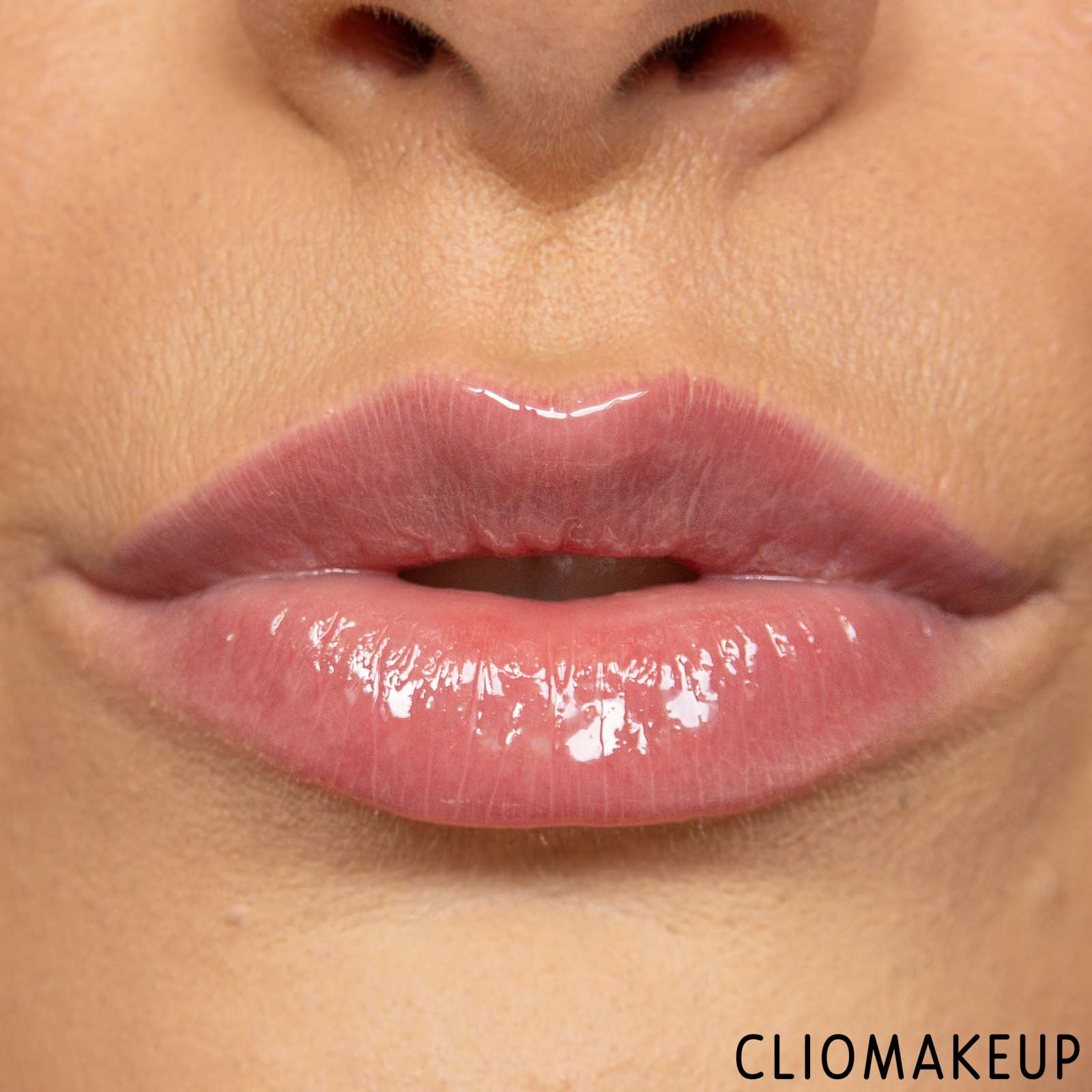 cliomakeup-recensione-gloss-volumizzante-astra-my-gloss-spicy-plumper-12
