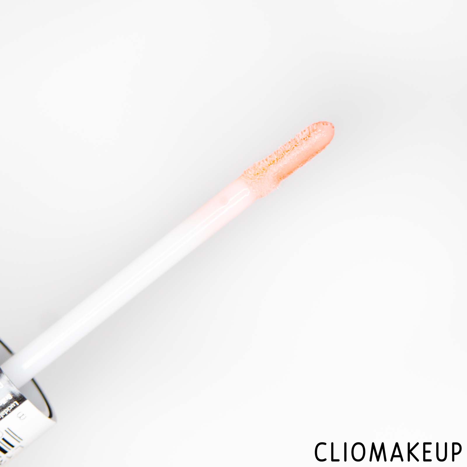 cliomakeup-recensione-gloss-volumizzante-astra-my-gloss-spicy-plumper-5