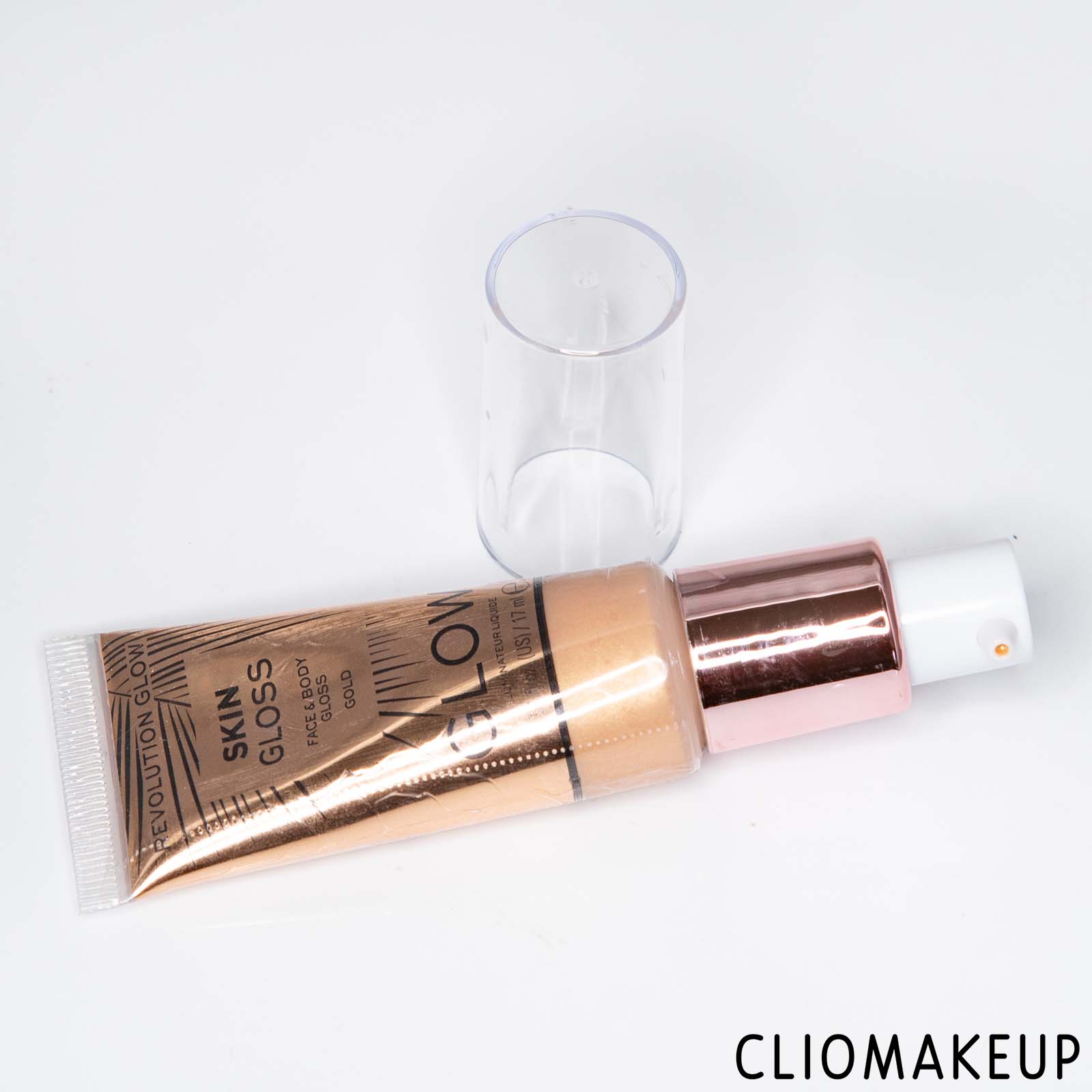 cliomakeup-recensione-illuminante-revolution-glow-skin-gloss-face-e-body-gloss-5