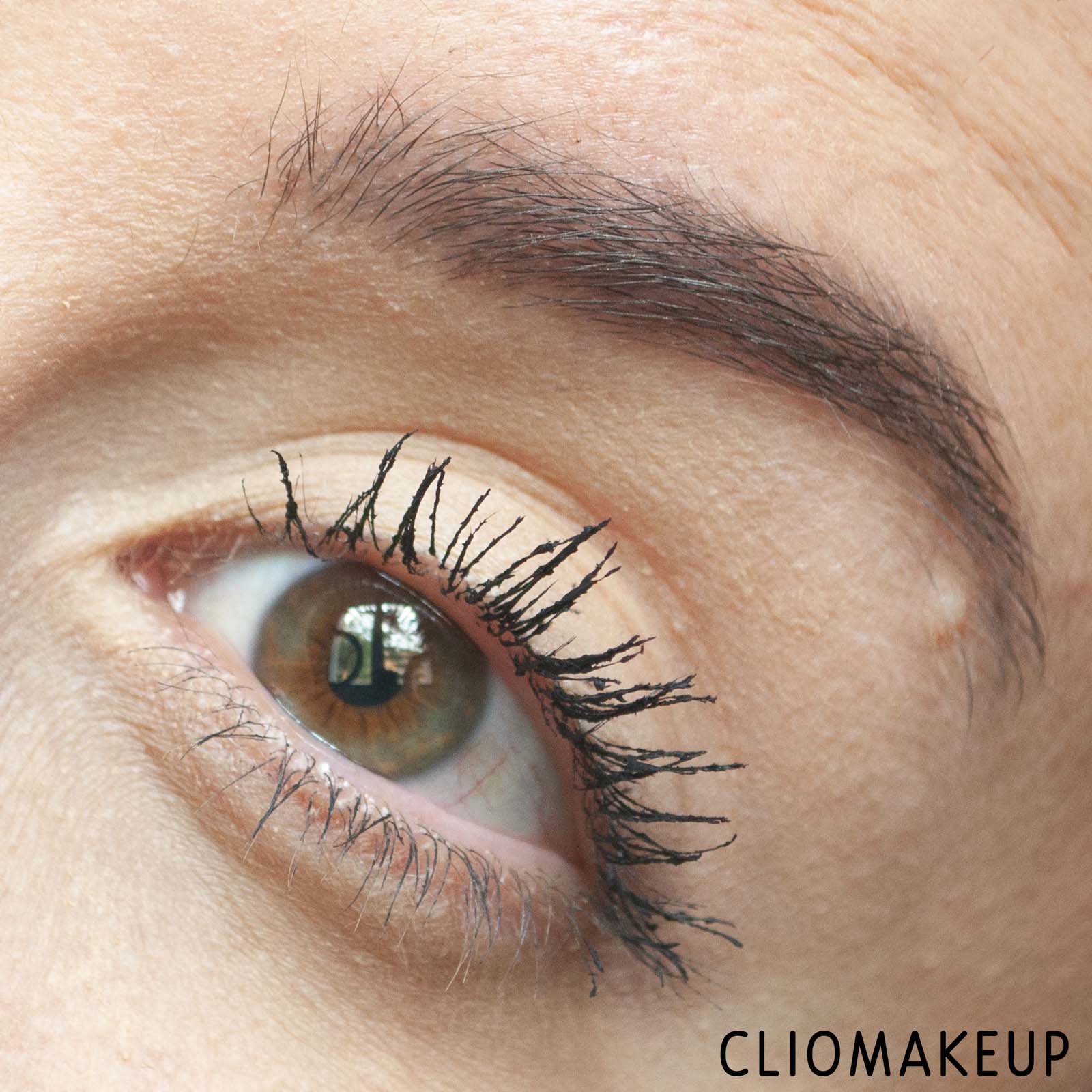 cliomakeup-recensione-mascara-mac-magic-extension-5mm-fibre-mascara-12
