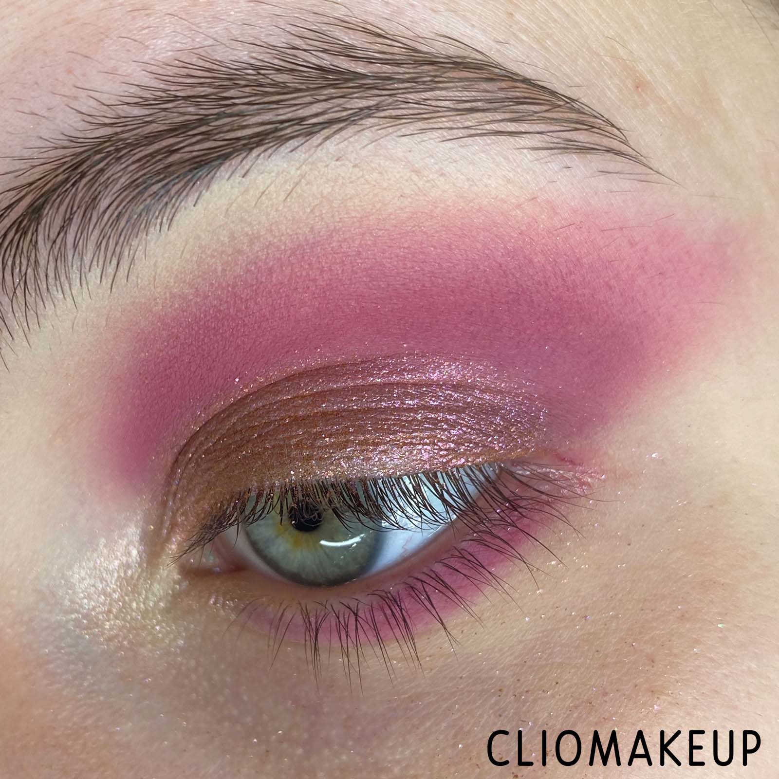 Cliomakeup-Recensione-Palette-Wycon-Huephorya-Colour-Explosion-Time-Lapse-Sunset-Lover-Eyeshadow-Palette-14