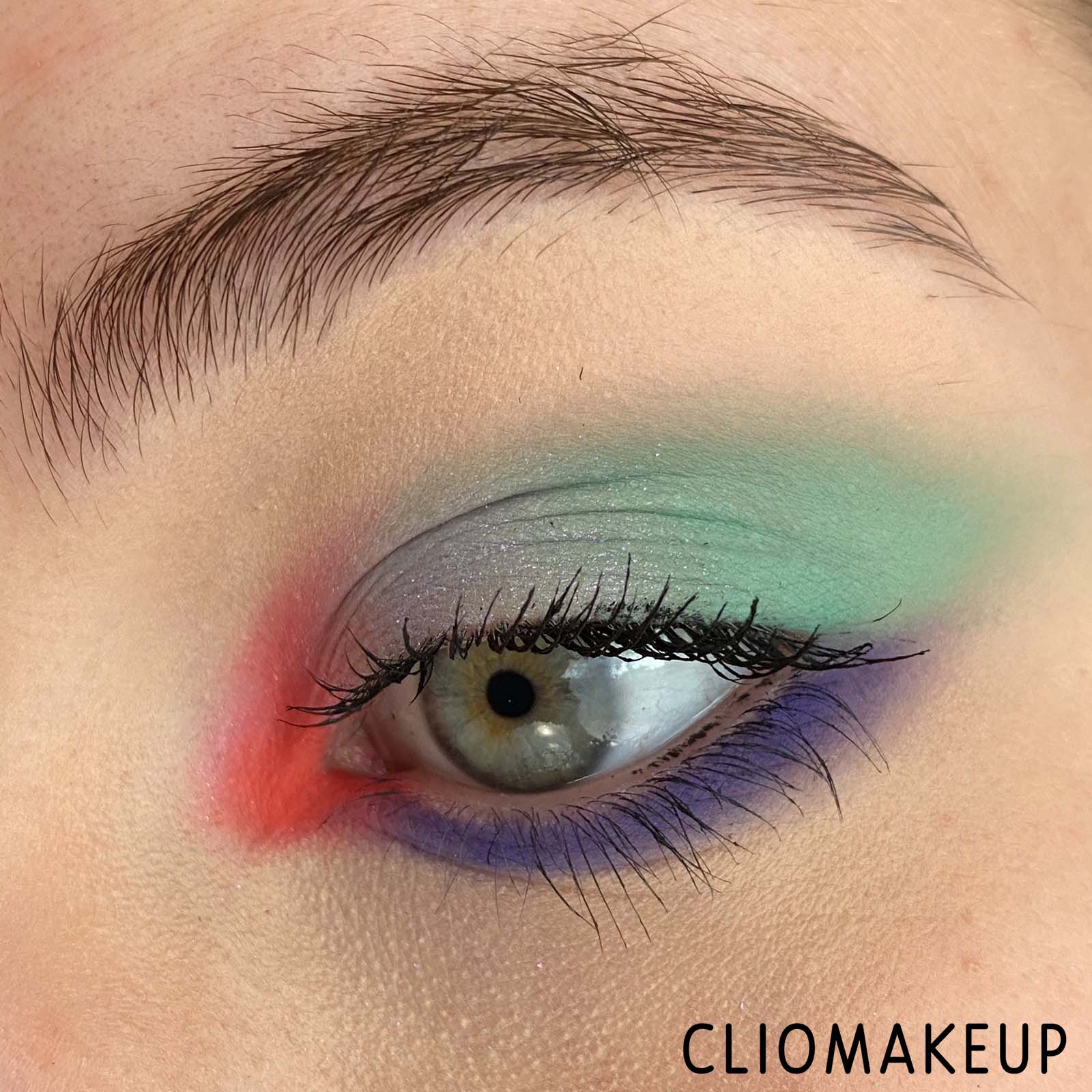 Cliomakeup-Recensione-Palette-Wycon-Huephorya-Pop-Colors-Eyeshadow-Palette-10