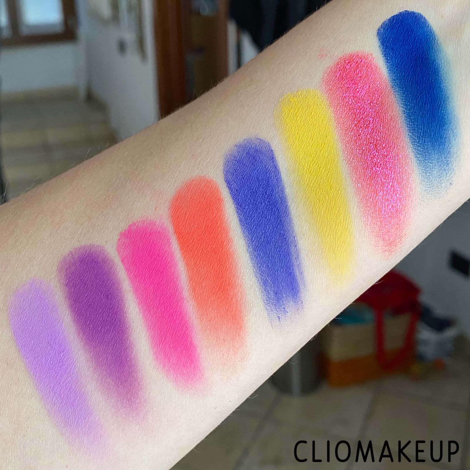 Cliomakeup-Recensione-Palette-Wycon-Huephorya-Pop-Colors-Eyeshadow-Palette-6