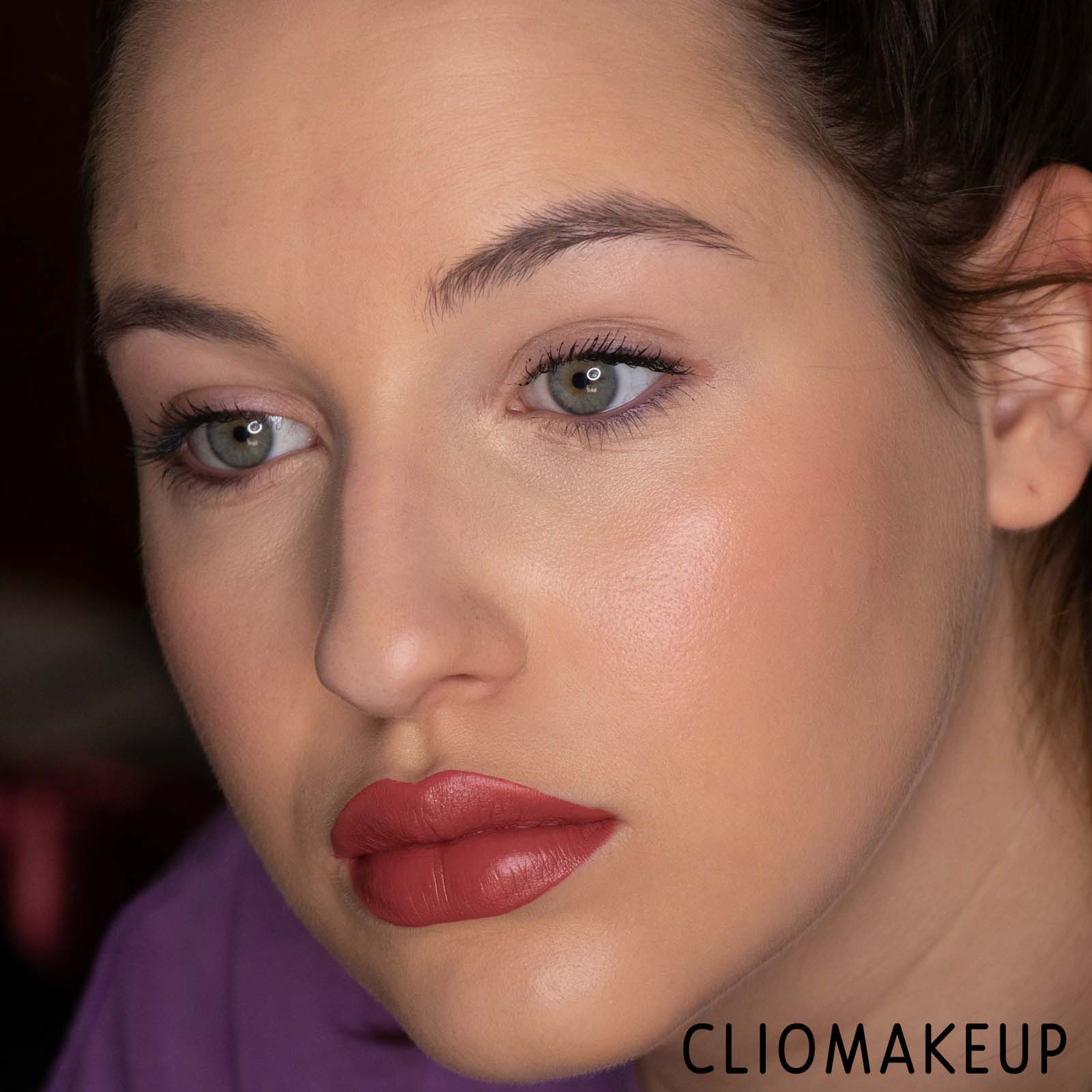 Cliomakeup-Recensione-Rossetto-Too-Faced-Lip-Injection-Liquid-Lipstick-Power-Plumping-Cream-Liquid-Lipstick-13