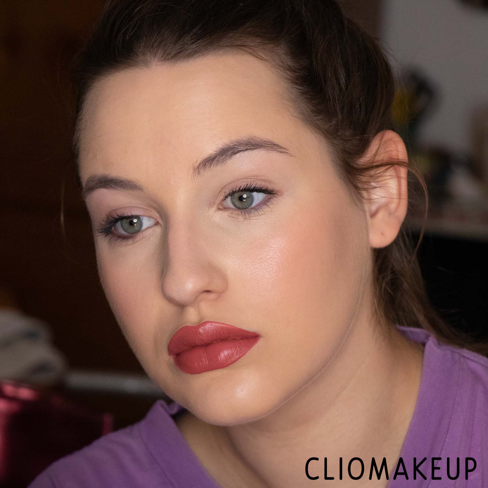 Cliomakeup-Recensione-Rossetto-Too-Faced-Lip-Injection-Liquid-Lipstick-Power-Plumping-Cream-Liquid-Lipstick-15