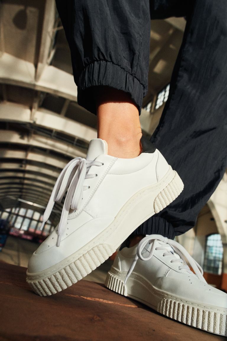 Cliomakeup-sneakers-autunno-2021-hm-Sneakers-finta-pelle