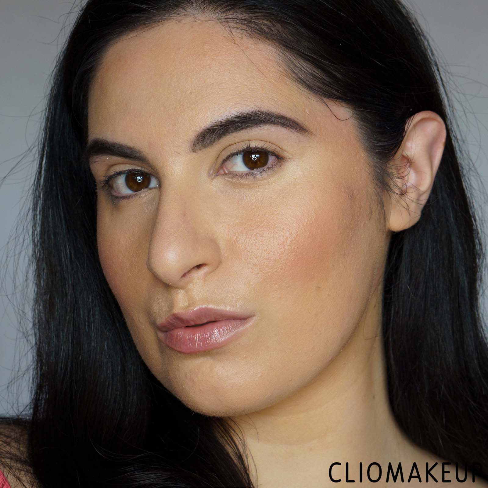 cliomakeup-recensione-blush-mac-sheertone-shimmer-blush-12
