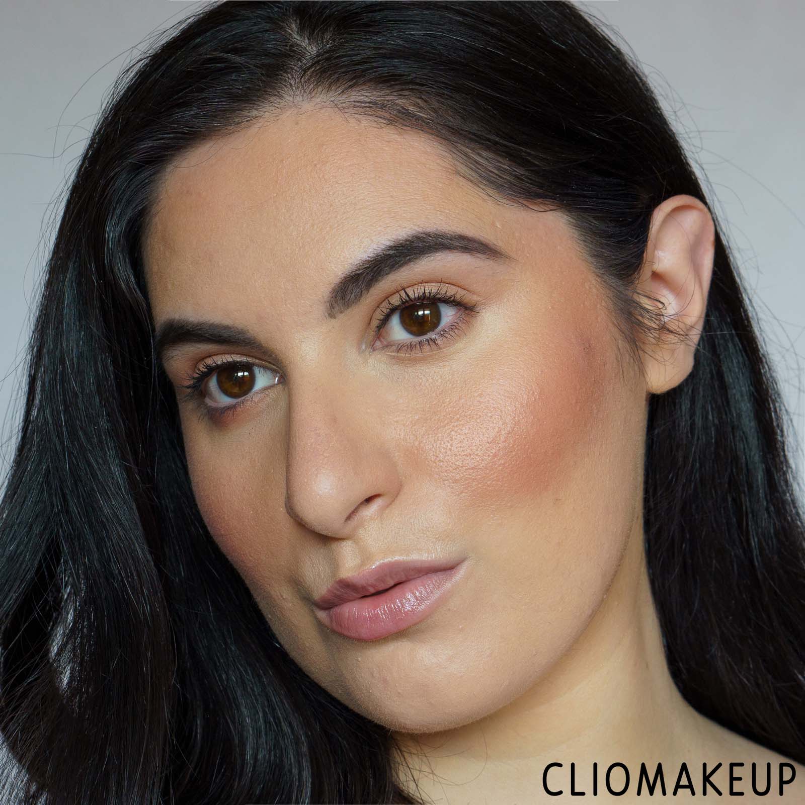 cliomakeup-recensione-blush-mac-sheertone-shimmer-blush-14