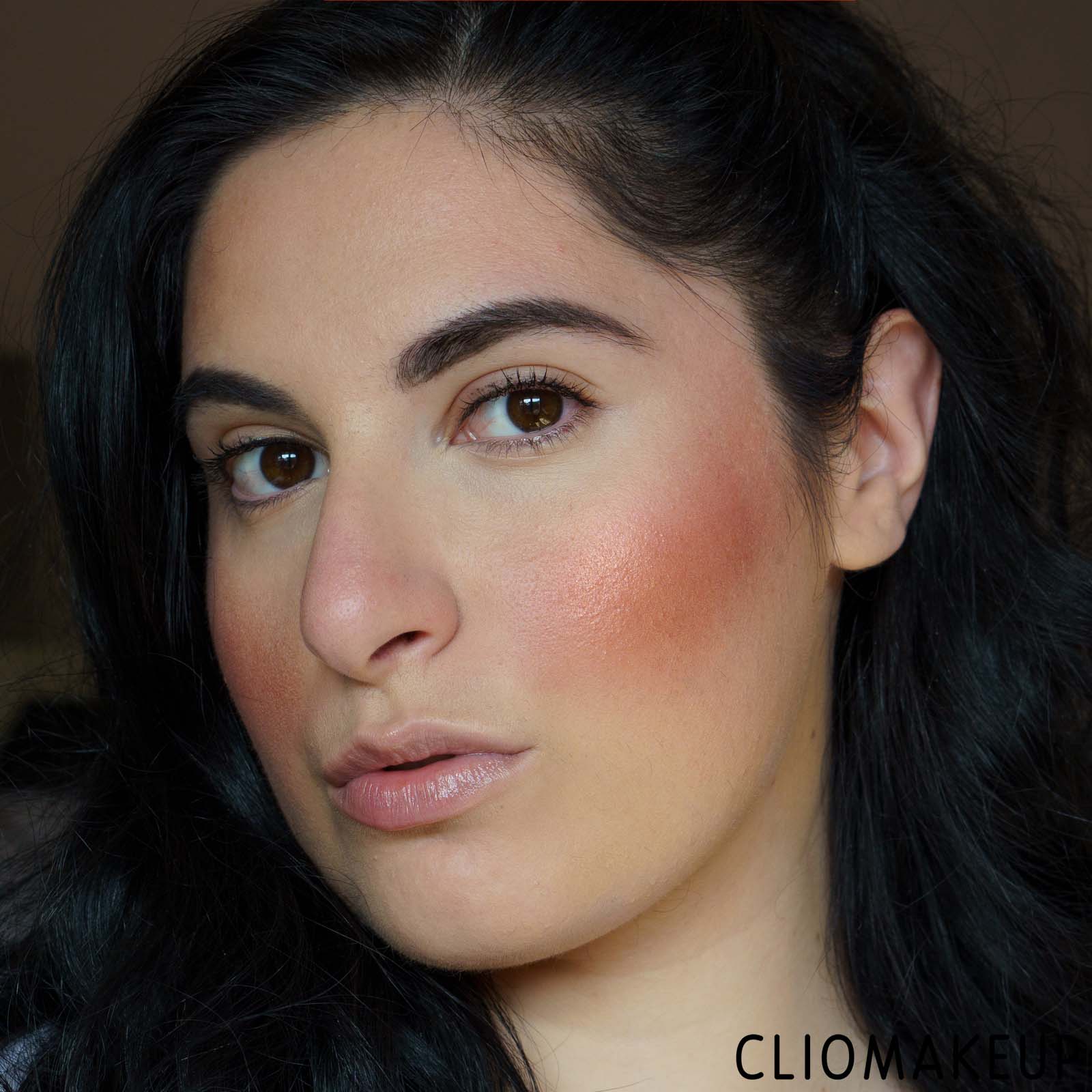 cliomakeup-recensione-correttore-revolution-pro-ultimate-radiant-under-eye-concealer-14