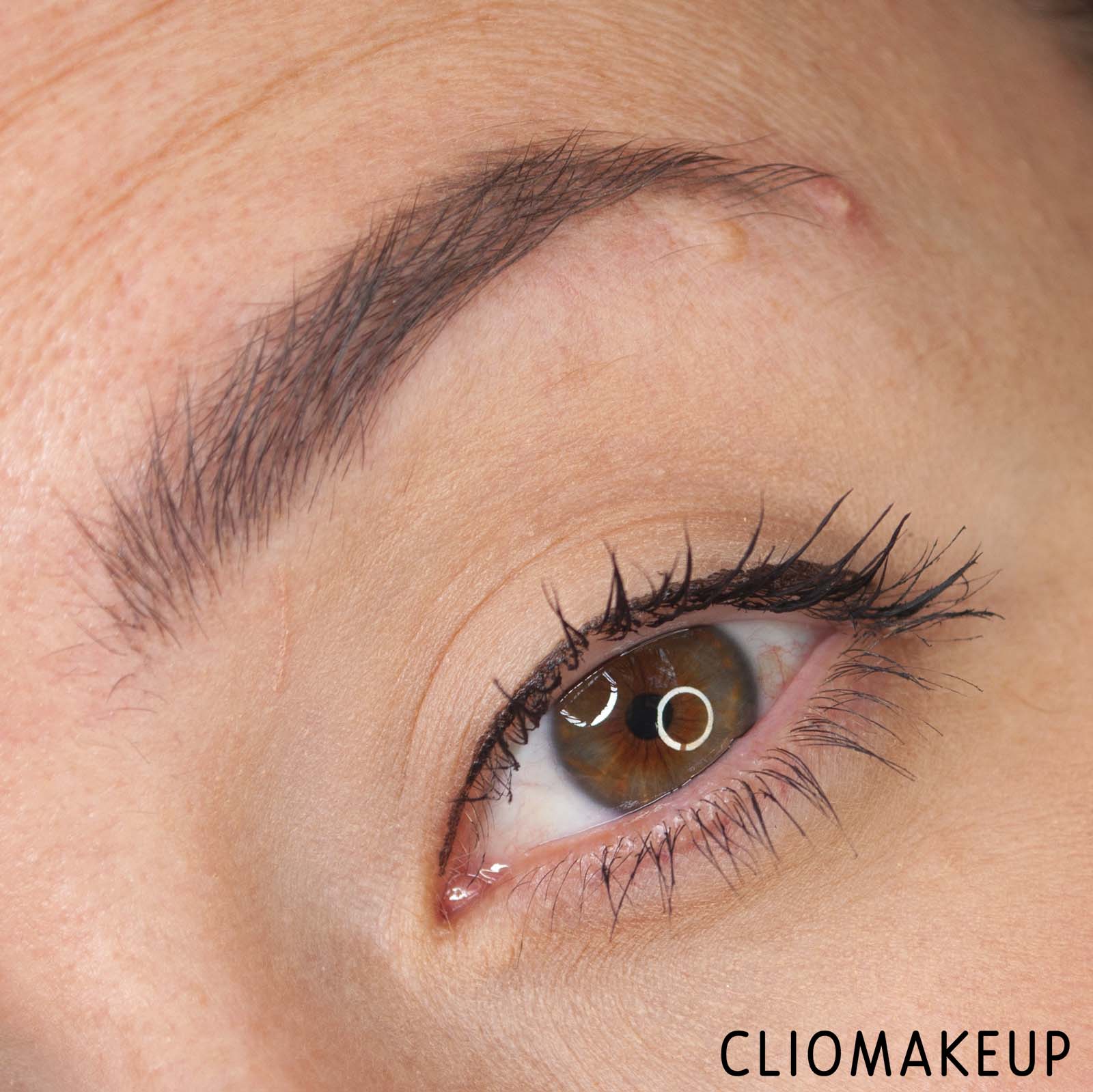 cliomakeup-recensione-eyeliner-rare-beauty-perfect-strokes-matte-liquid-liner-9