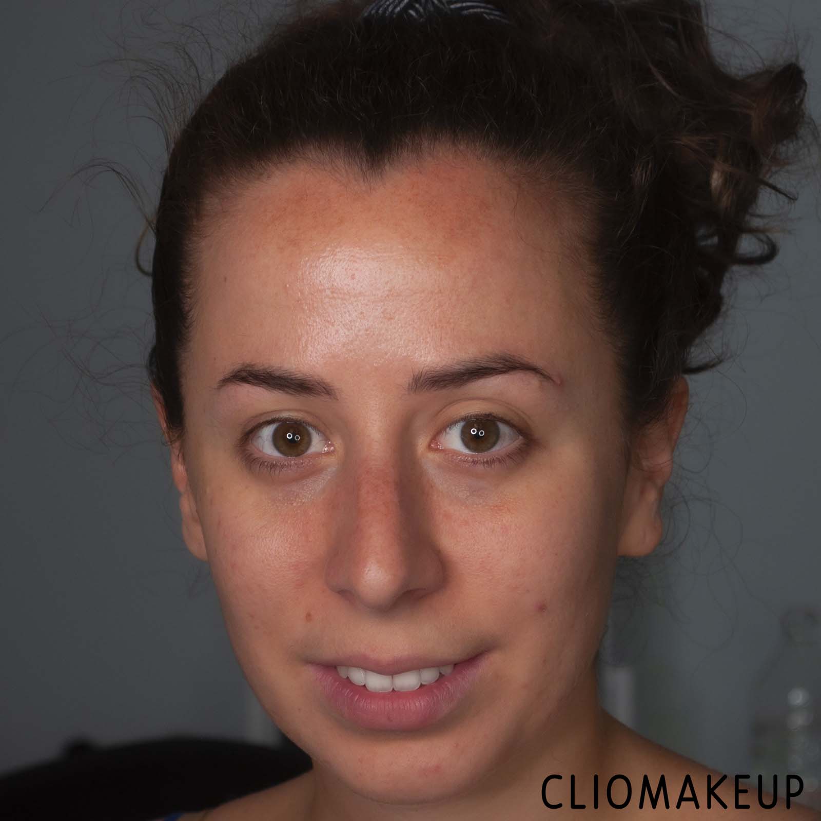 cliomakeup-recensione-fondotinta-catrice-all-matt-shine-control-makeup-11