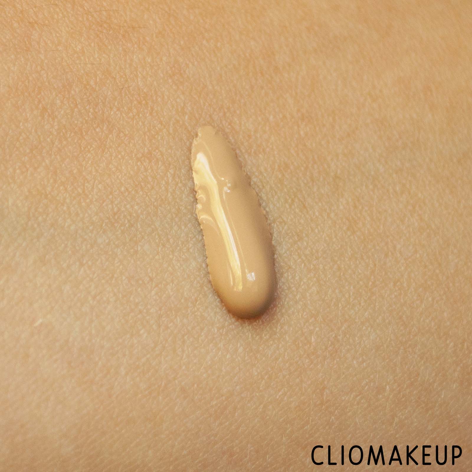 cliomakeup-recensione-fondotinta-catrice-all-matt-shine-control-makeup-6