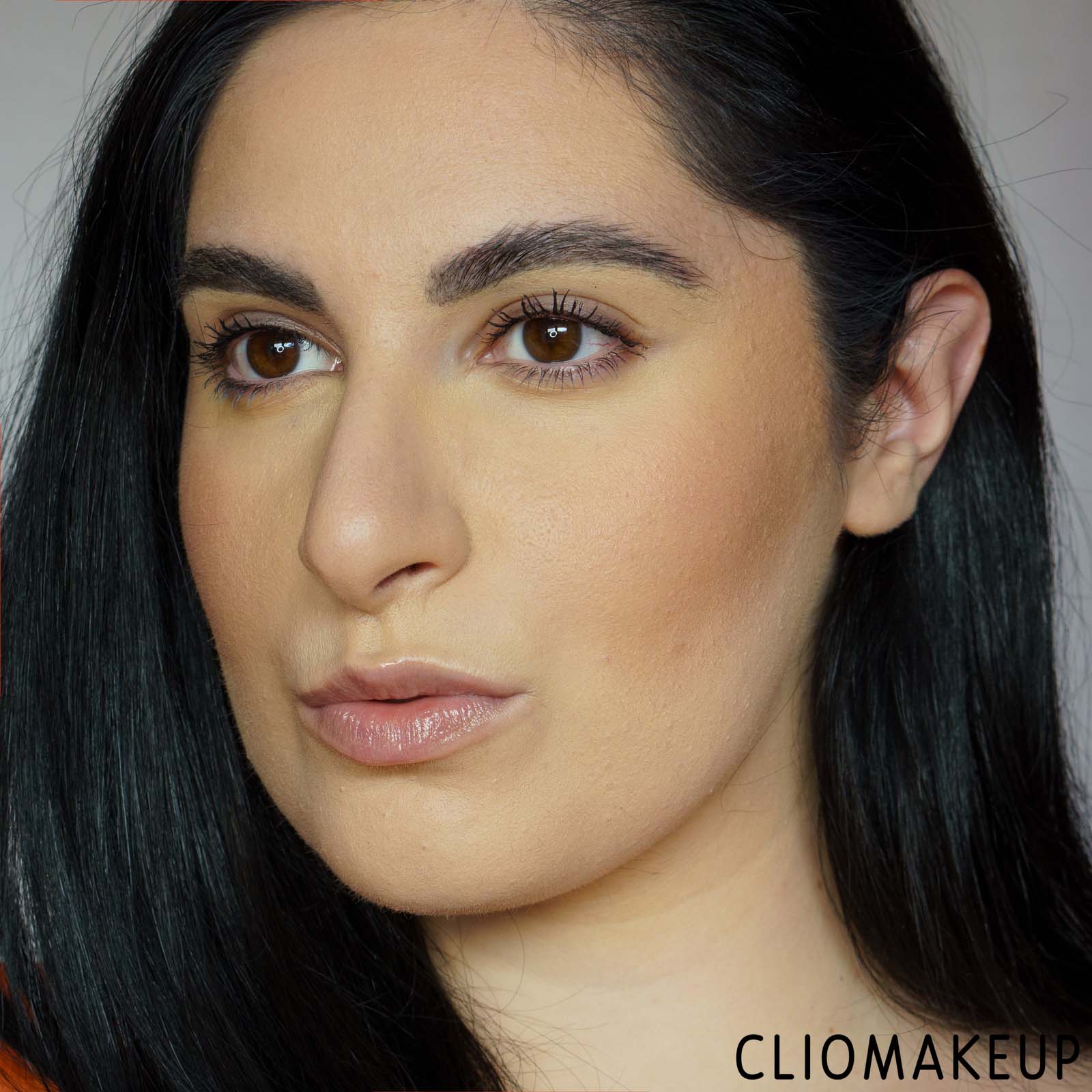 cliomakeup-recensione-illuminante-essence-berry-on-highlighter-11