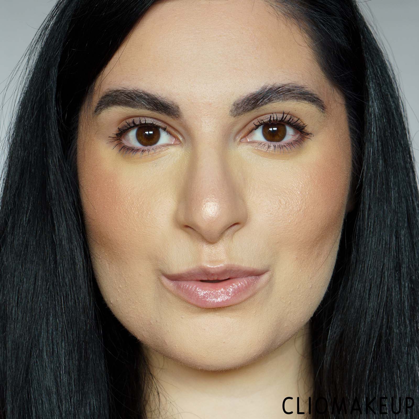 cliomakeup-recensione-illuminante-essence-berry-on-highlighter-14