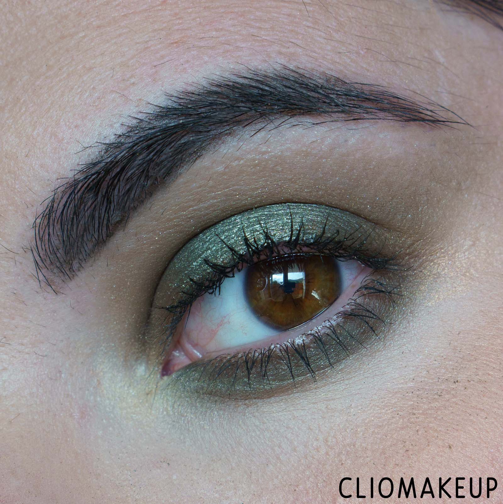 cliomakeup-recensione-palette-essence-dancing-green-eyeshadow-palette-10