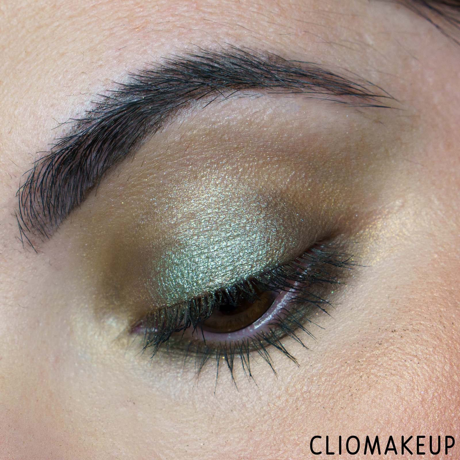 cliomakeup-recensione-palette-essence-dancing-green-eyeshadow-palette-12