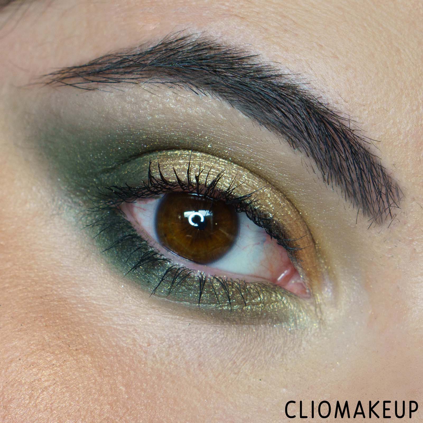 cliomakeup-recensione-palette-essence-dancing-green-eyeshadow-palette-14