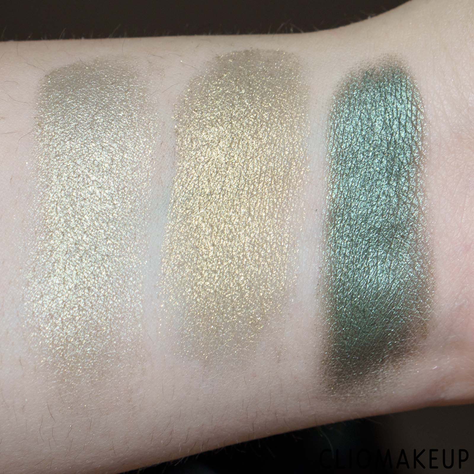 cliomakeup-recensione-palette-essence-dancing-green-eyeshadow-palette-8