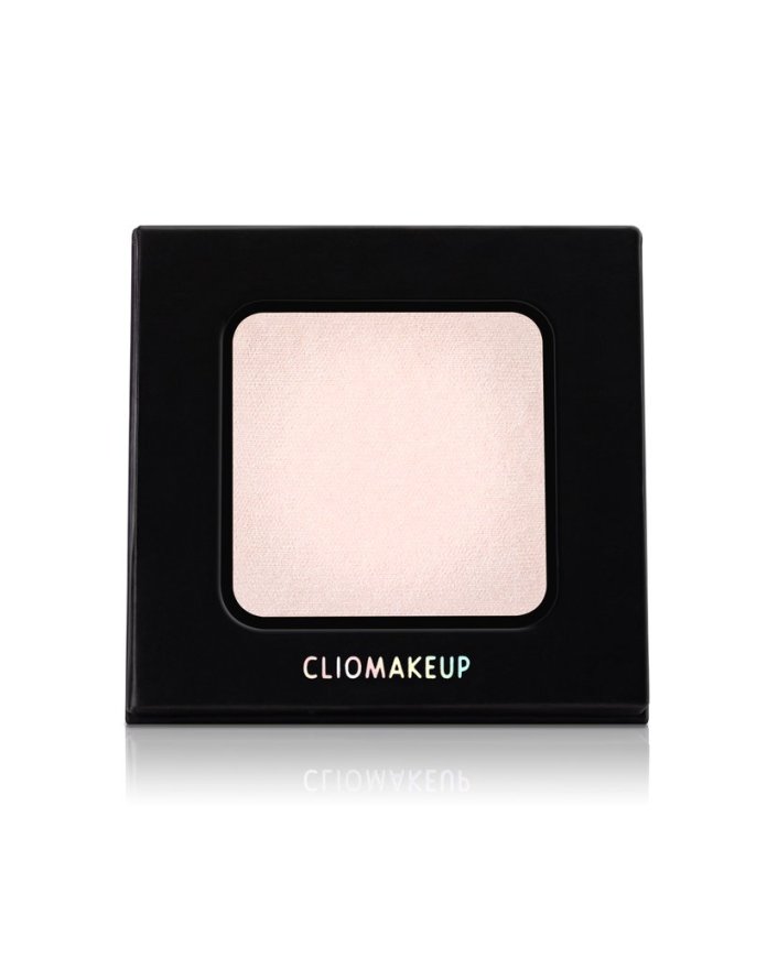 cliomakeup-trucco-capelli-grigi-cosmiclove-aurora