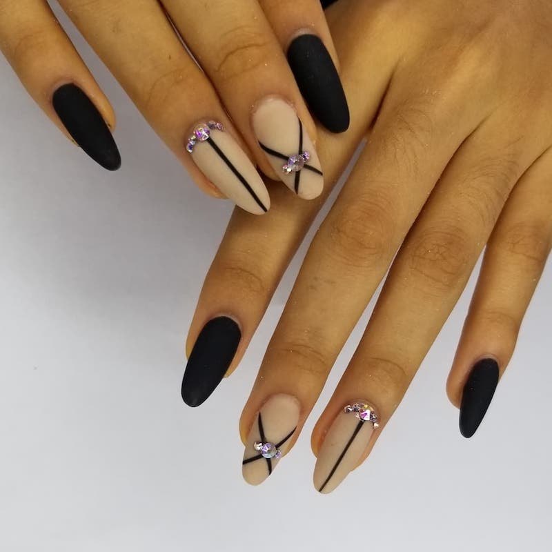 cliomakeup-unghie-matt-autunno-2021-teamclio-22