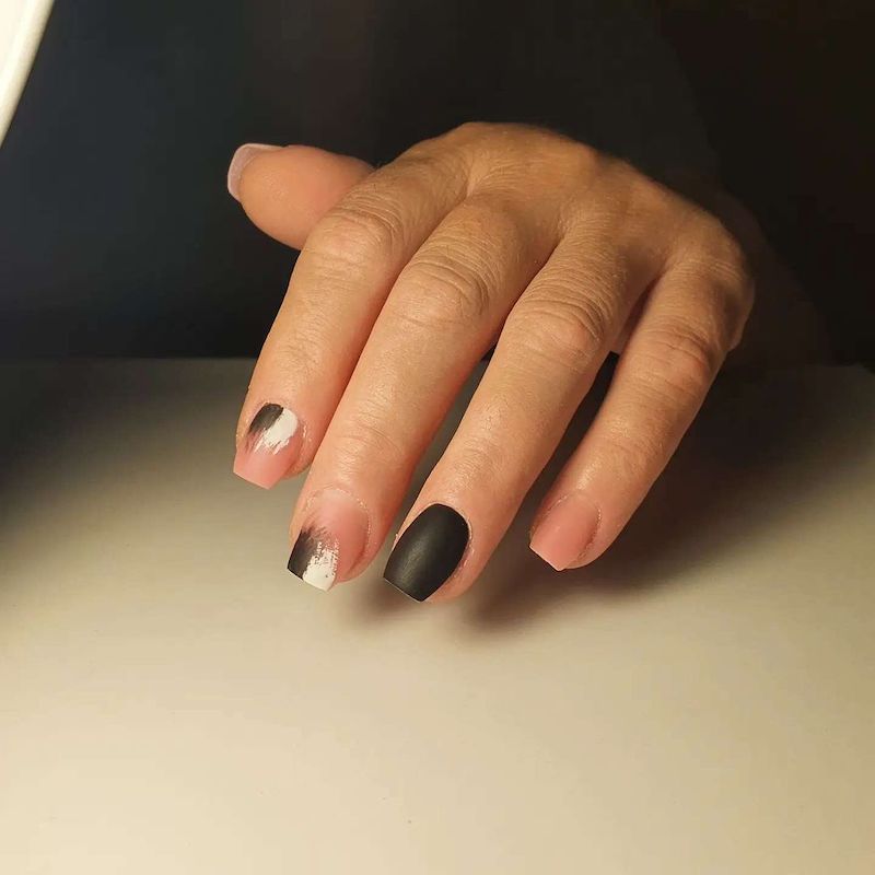 cliomakeup-unghie-matt-autunno-2021-teamclio-3