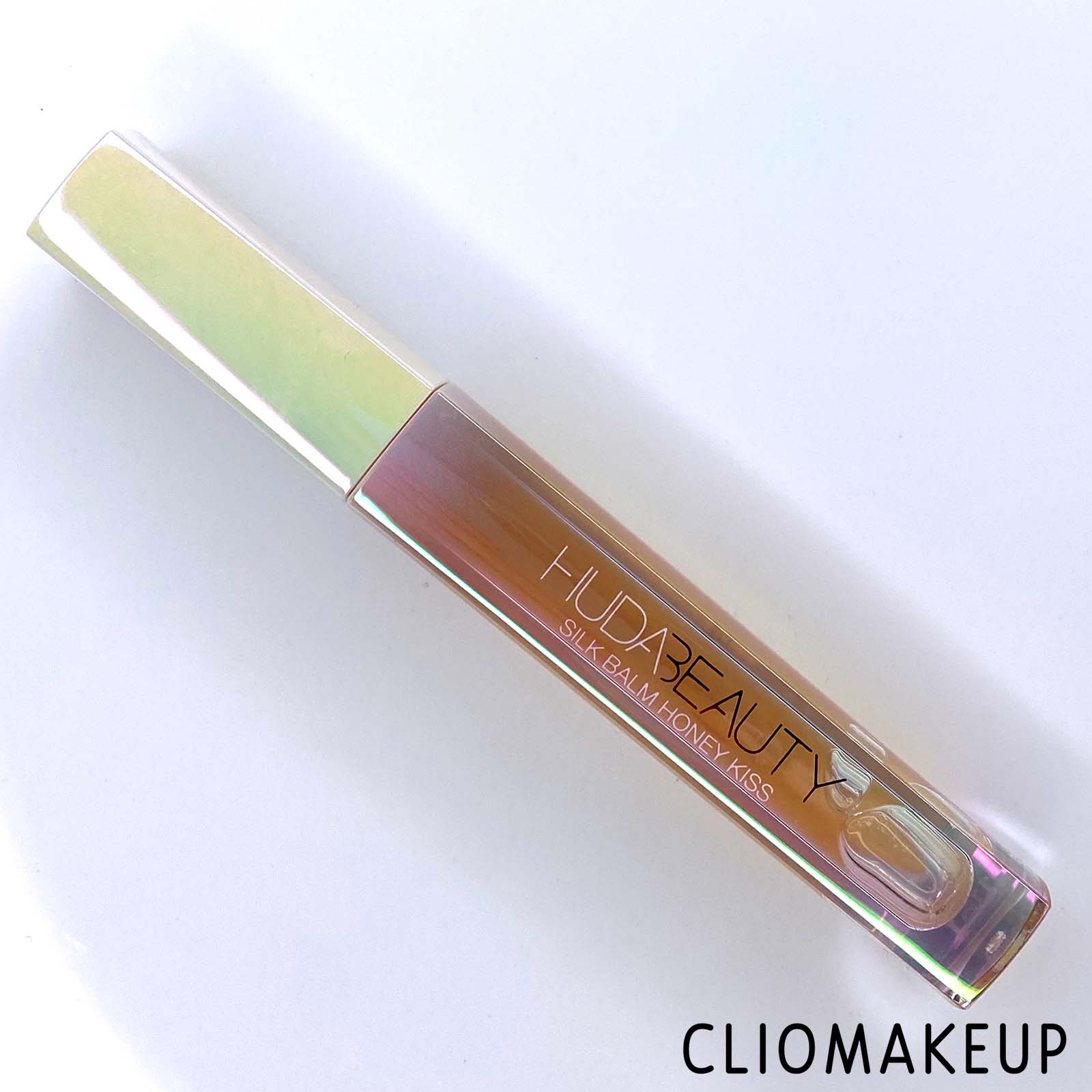 Cliomakeup-Recensione-Balsamo-Labbra-Huda-Beauty-Silk-Balm-Honey-Kiss-Nutri-Plumping-Lip-Balm-4