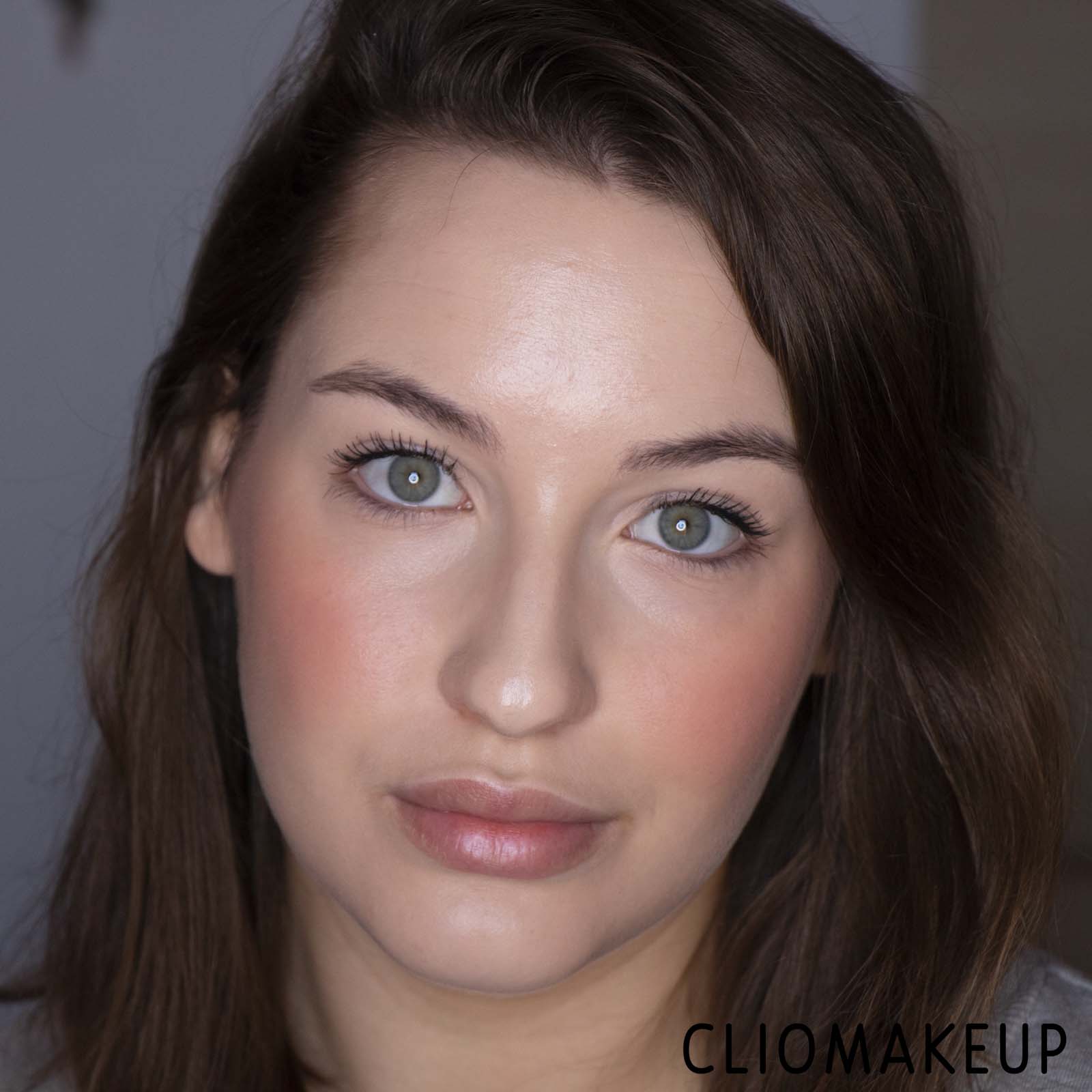 vCliomakeup-Recensione-Fondotinta-Espressoh-Oh-My-Glow-Skin-Tint -15