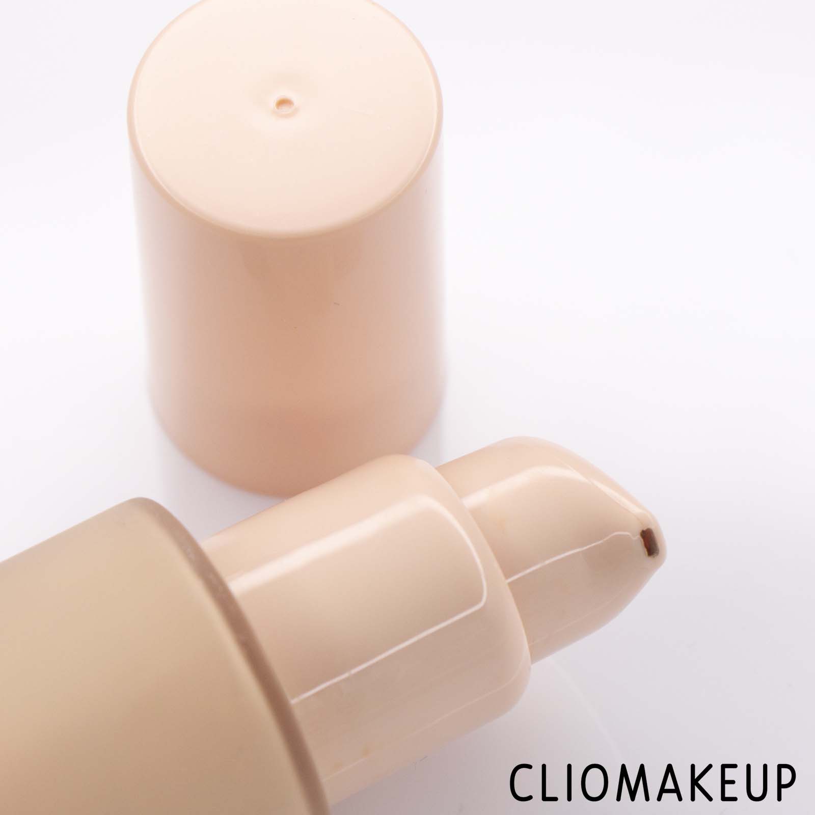 Cliomakeup-Recensione-Fondotinta-Espressoh-Oh-My-Glow-Skin-Tint -5