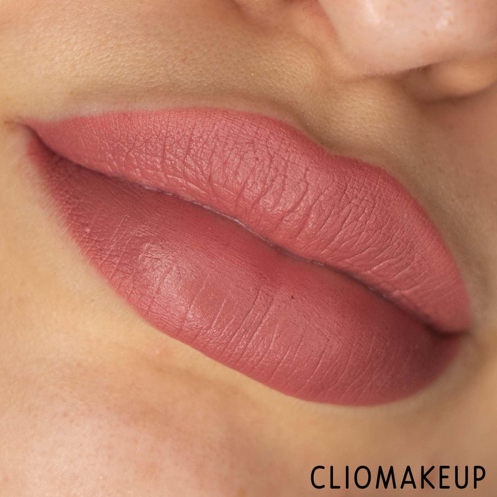 Cliomakeup-Recensione-Rossetti-Revolution-Pro-New-Neutral-Satin-Matte-Lipstick-13