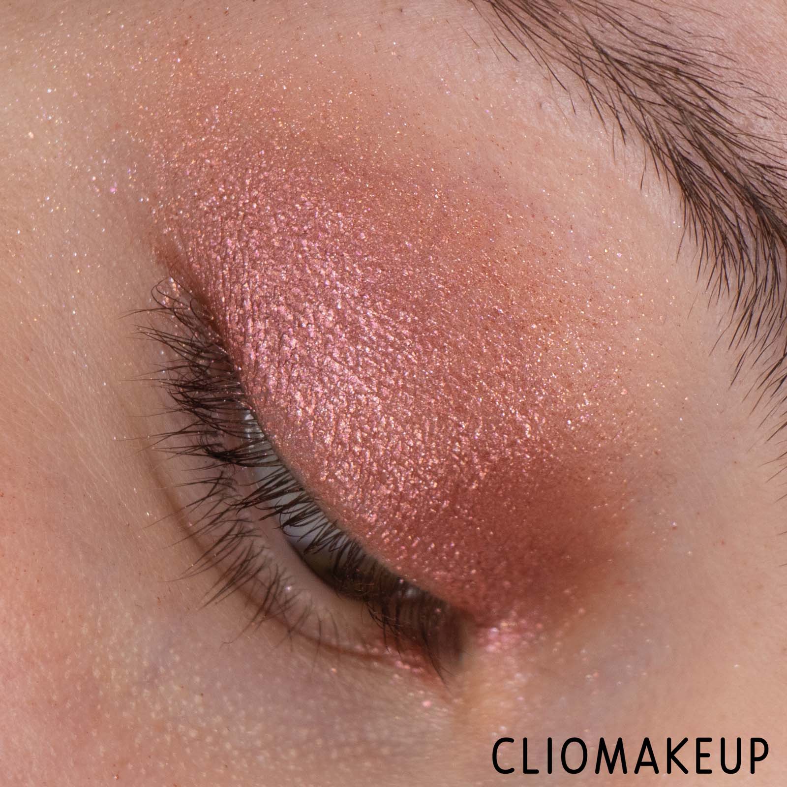 Recensione-Ombretti-Pupa-Fight-Like-a-Woman-Dual-Chrome-Eyeshadow-12