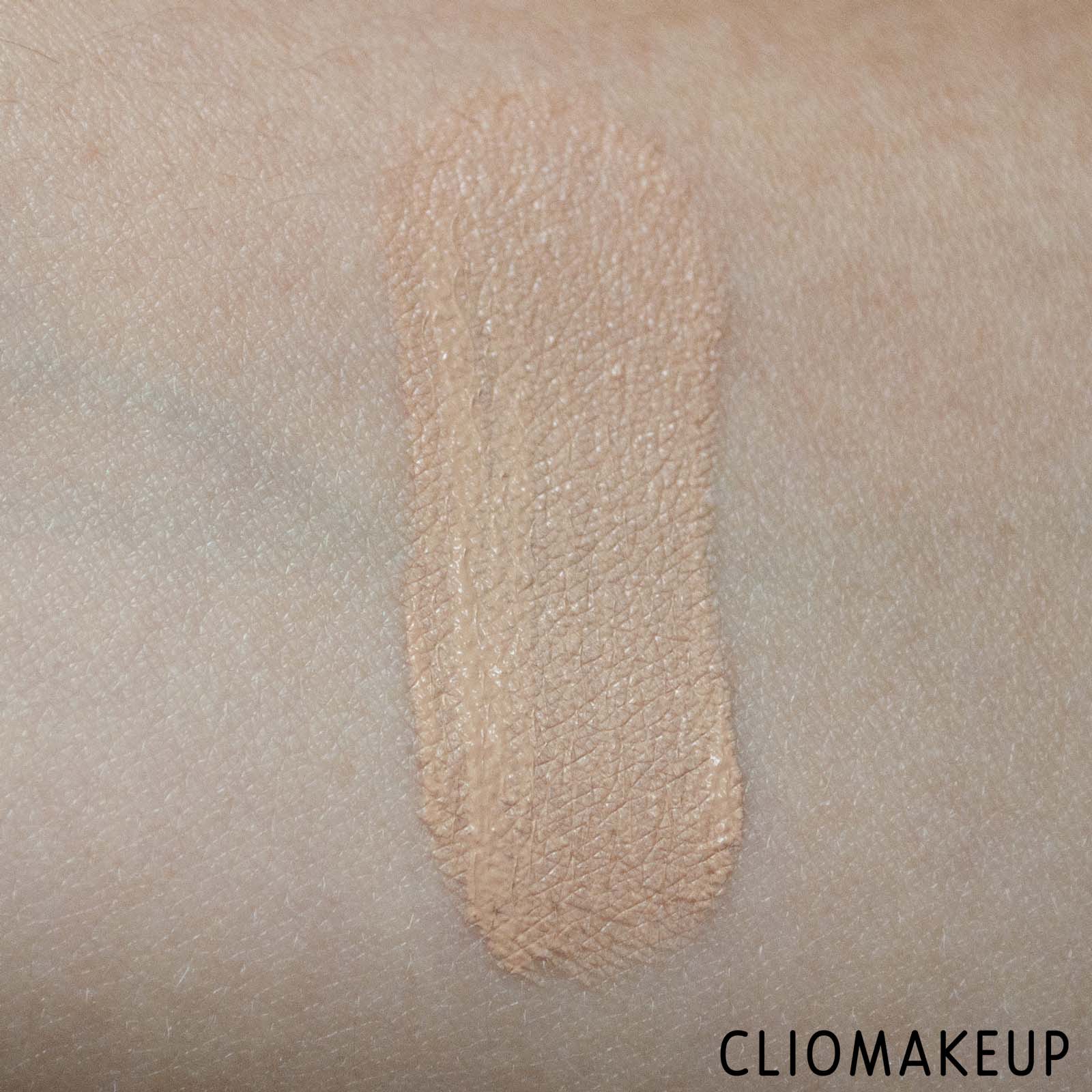 cliomakeup-recensione-correttore-charming-escape-luminous-cushion-concealer-6
