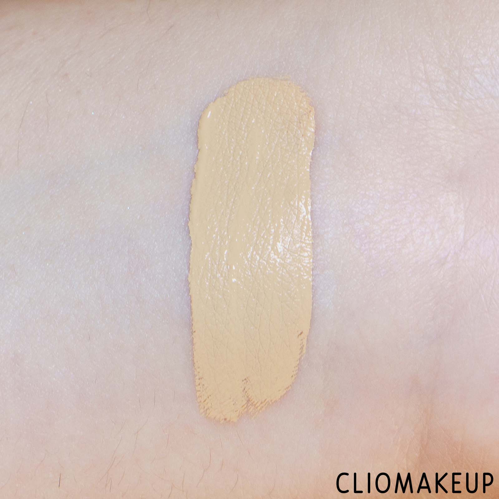 cliomakeup-recensione-correttore-wycon-cover-shield-concealer-6