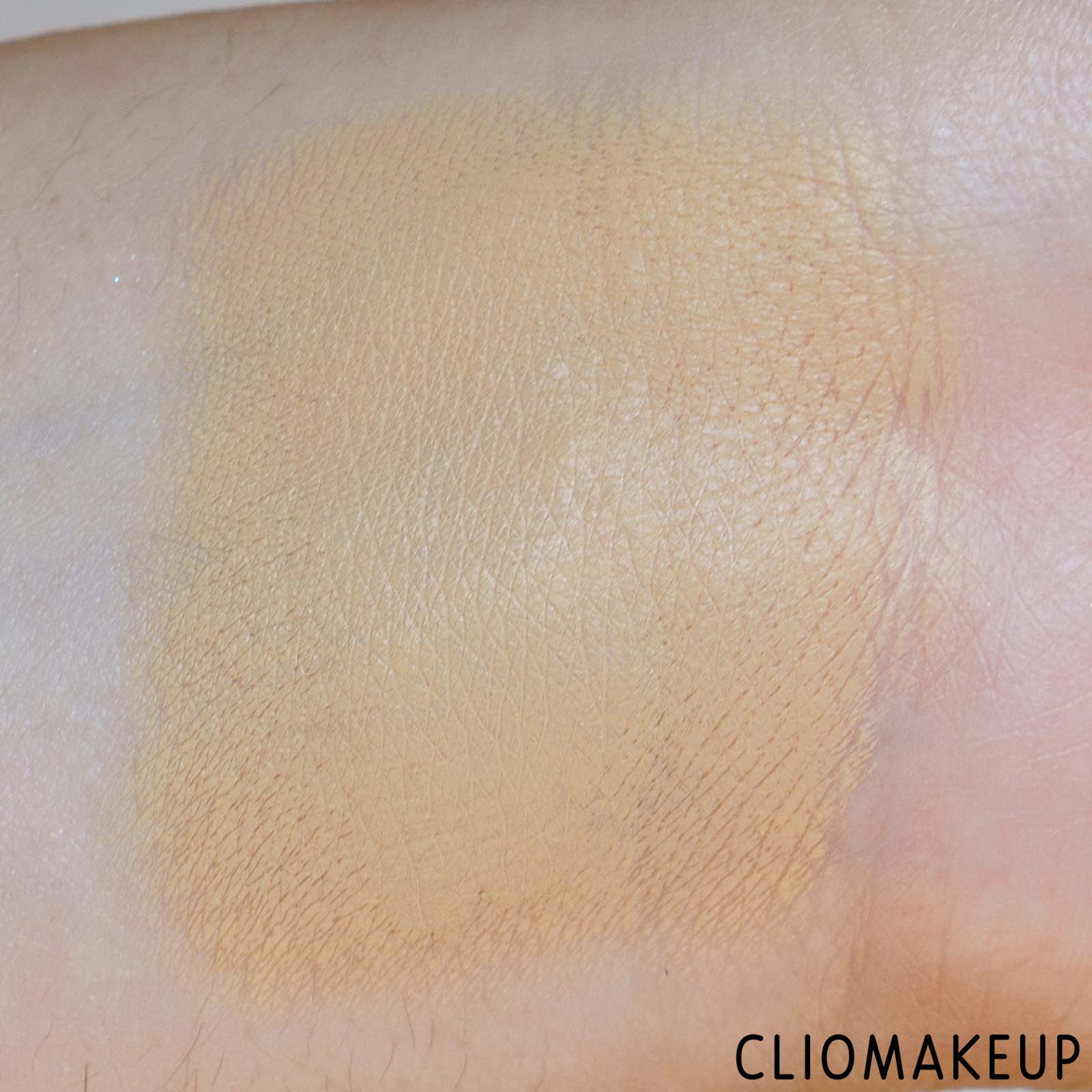cliomakeup-recensione-correttore-wycon-cover-shield-concealer-8