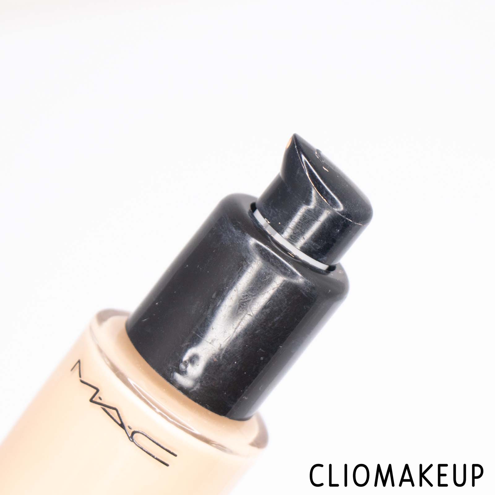 cliomakeup-recensione-fondotinta-MAC-studio-fix-fluid-spf-15-5