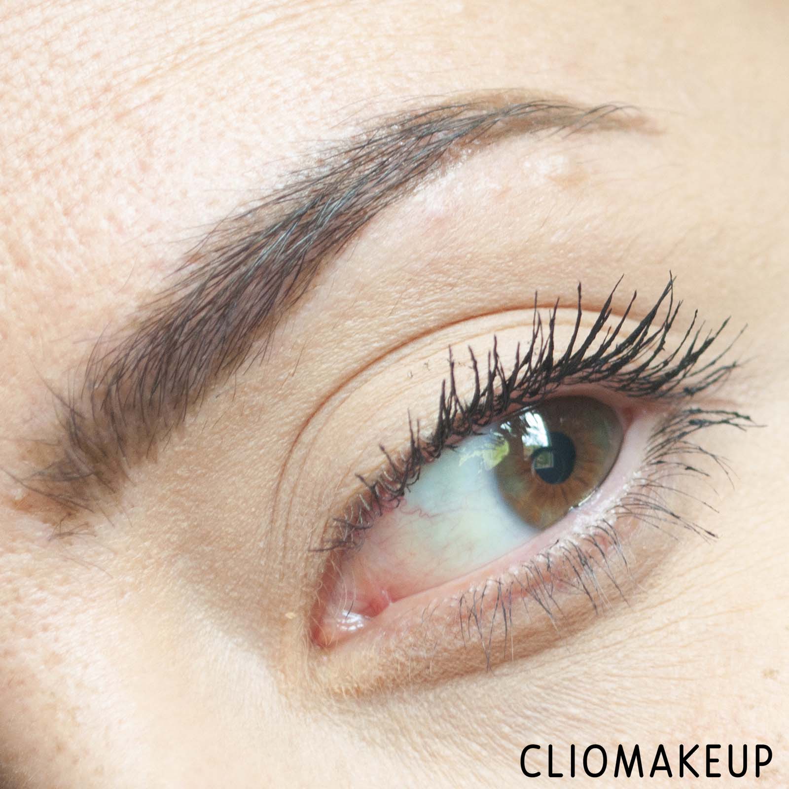 cliomakeup-recensione-mascara-rare-beauty-perfect-strokes-universal-volumizing-mascara-10