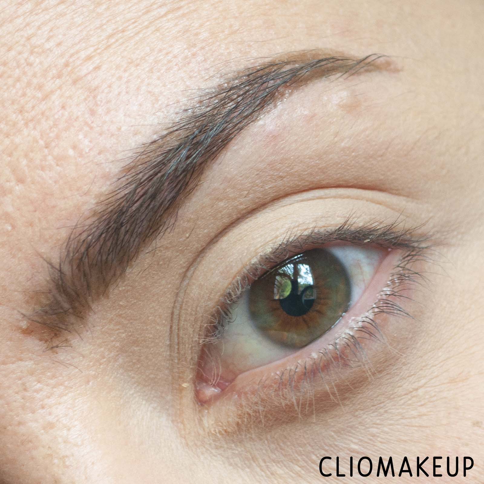 cliomakeup-recensione-mascara-rare-beauty-perfect-strokes-universal-volumizing-mascara-8