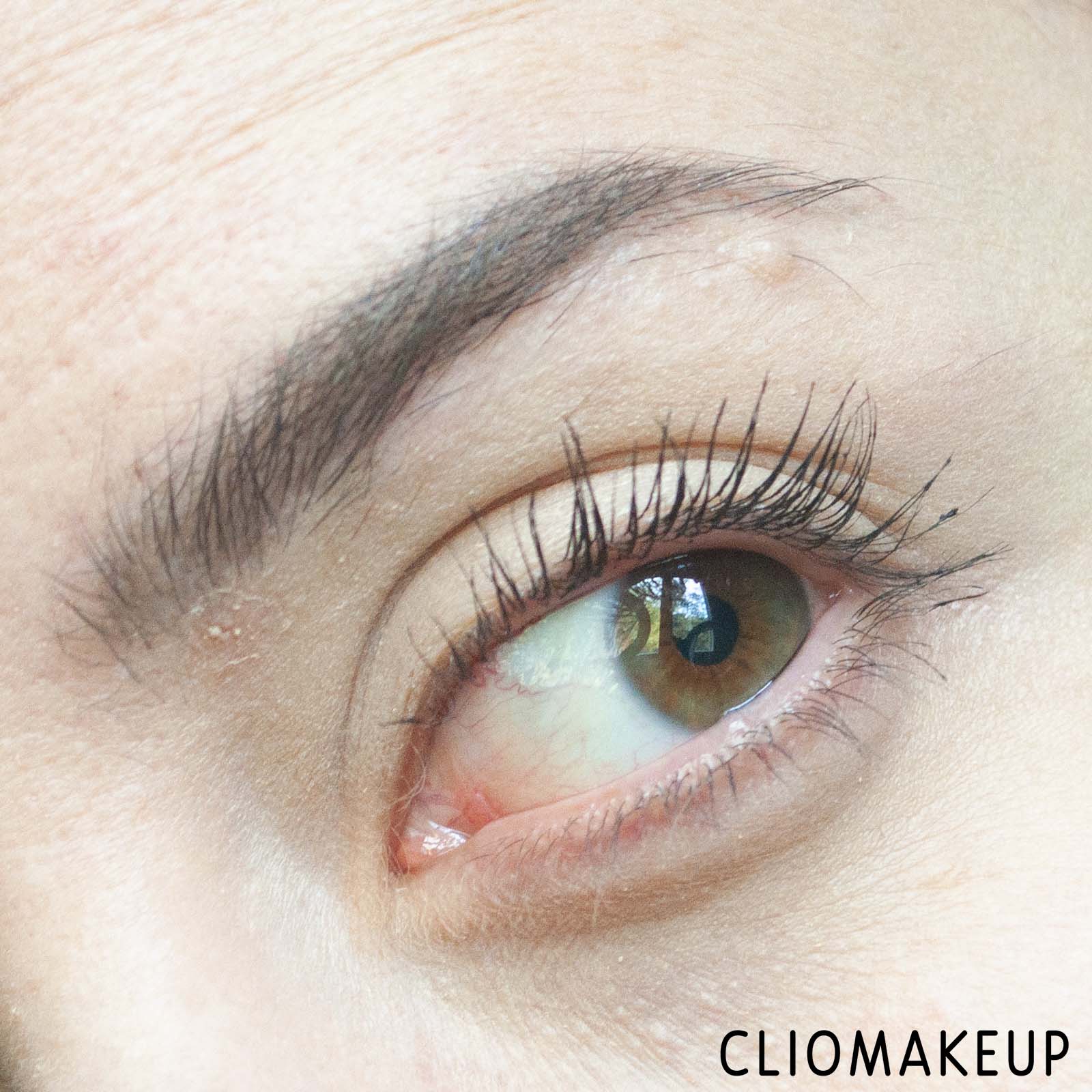 cliomakeup-recensione-mascara-tarte-maneater-voluptuous-mascara-10