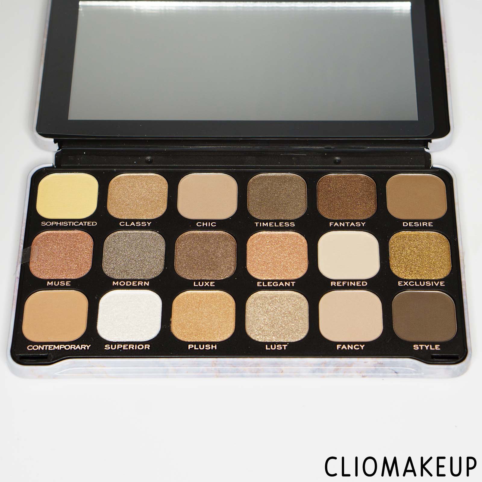 cliomakeup-recensione-palette-revolution-forever-flawless-timeless-fantasy-shadow-palette-5