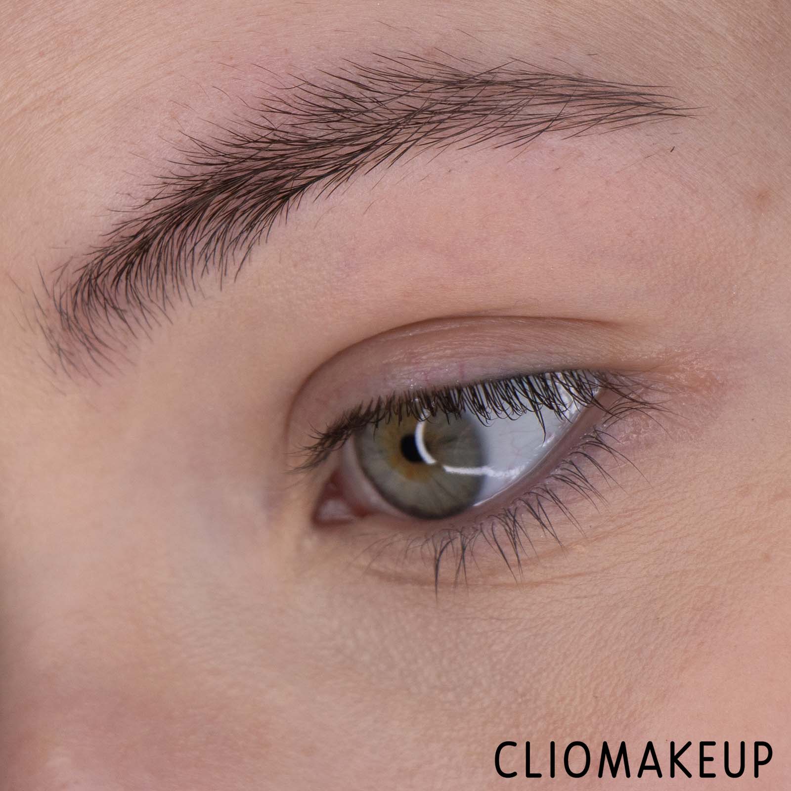 Cliomakeup-Recensione-Gel-sopracciglia-XX-Revolution-Fixx-Brow-Sculpt-Set-Gel-9