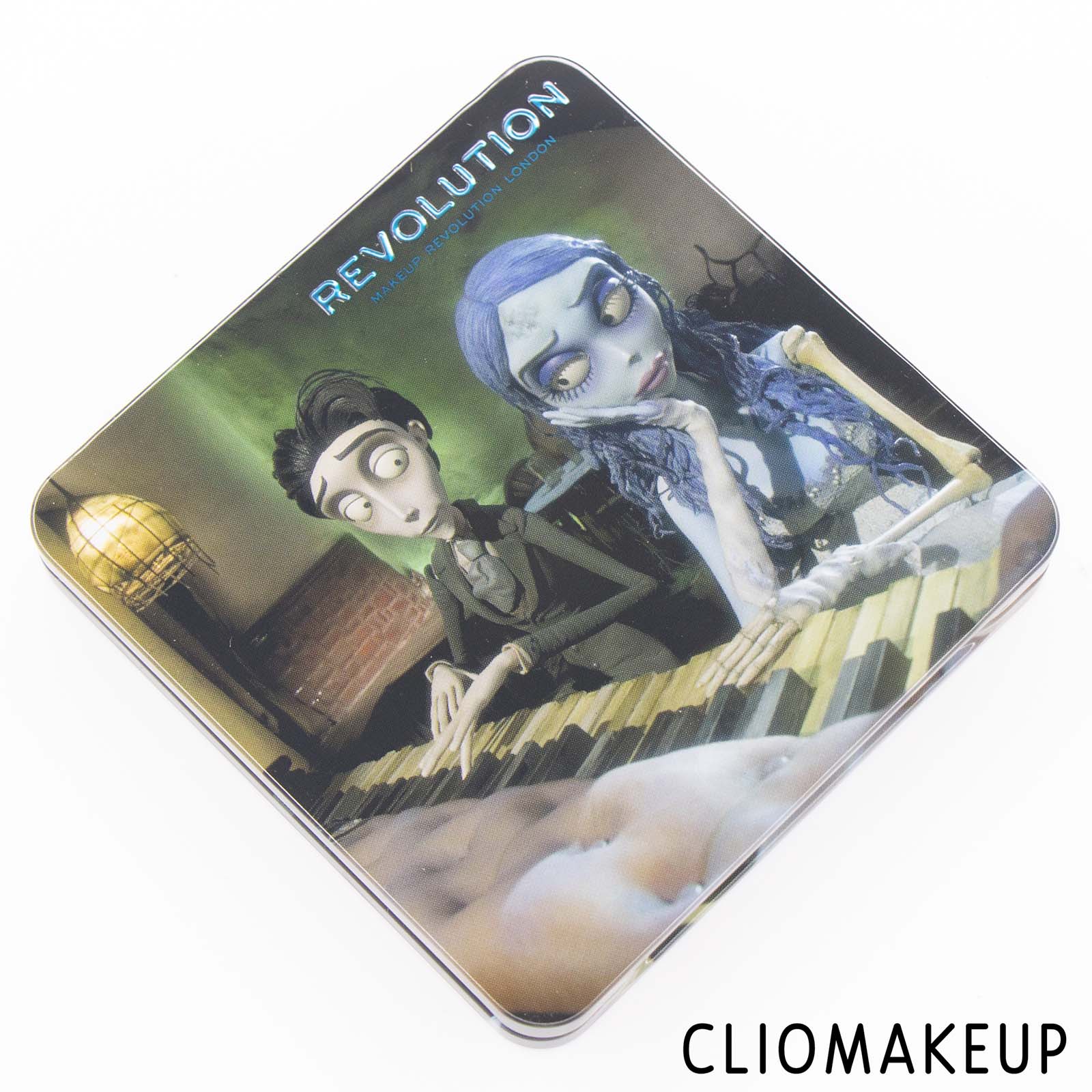 Cliomakeup-Recensione-Palette-Revolution-Corpse-Bride-Shadow-Palette-2