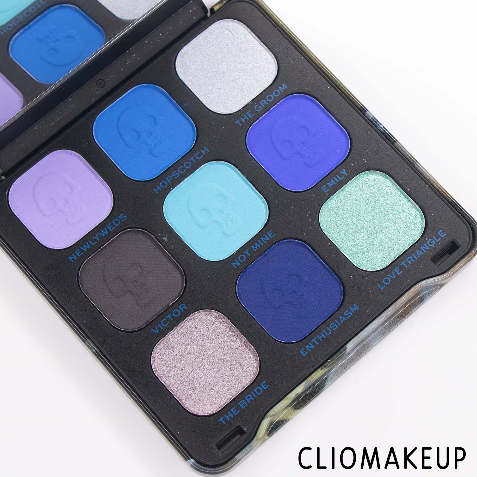 Cliomakeup-Recensione-Palette-Revolution-Corpse-Bride-Shadow-Palette-4