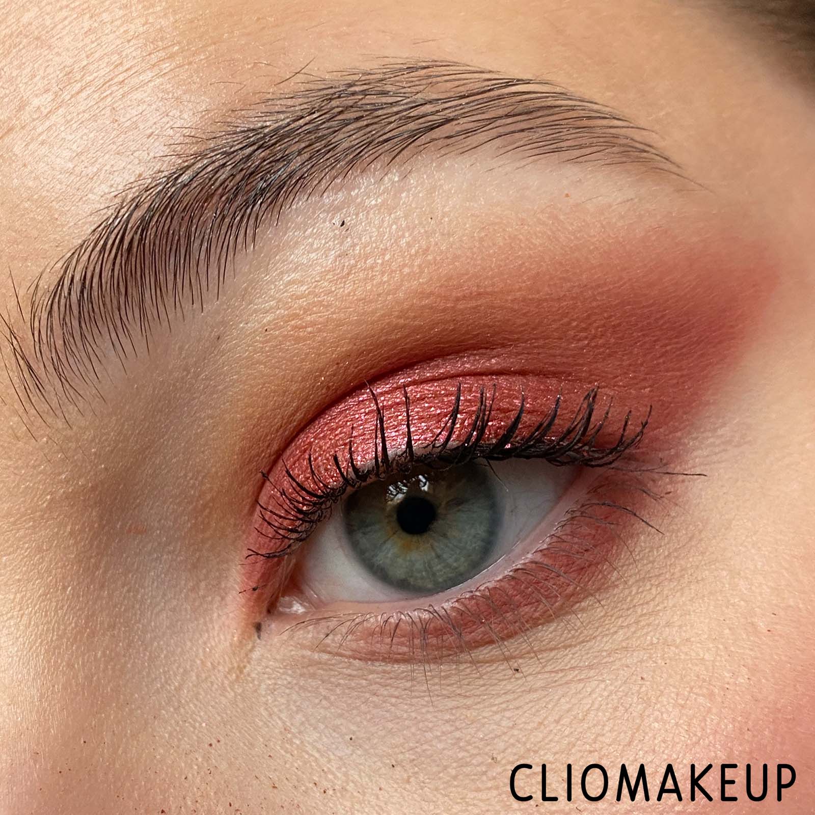 Cliomakeup-Recensione-Palette-Revolution-Pro-Glam-Mood-Party-Time-Eyeshadow-Palette-13