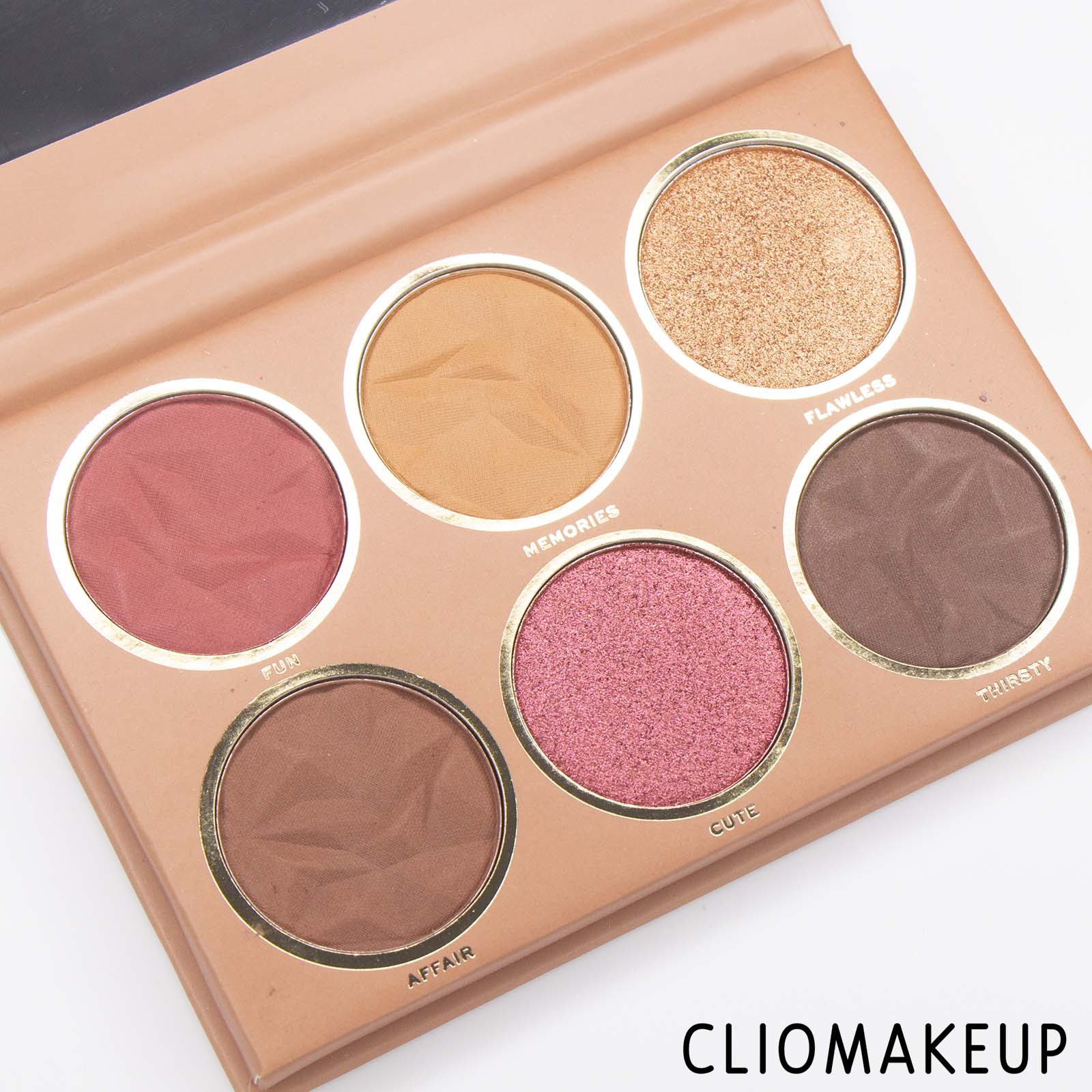 Cliomakeup-Recensione-Palette-Revolution-Pro-Glam-Mood-Party-Time-Eyeshadow-Palette-5