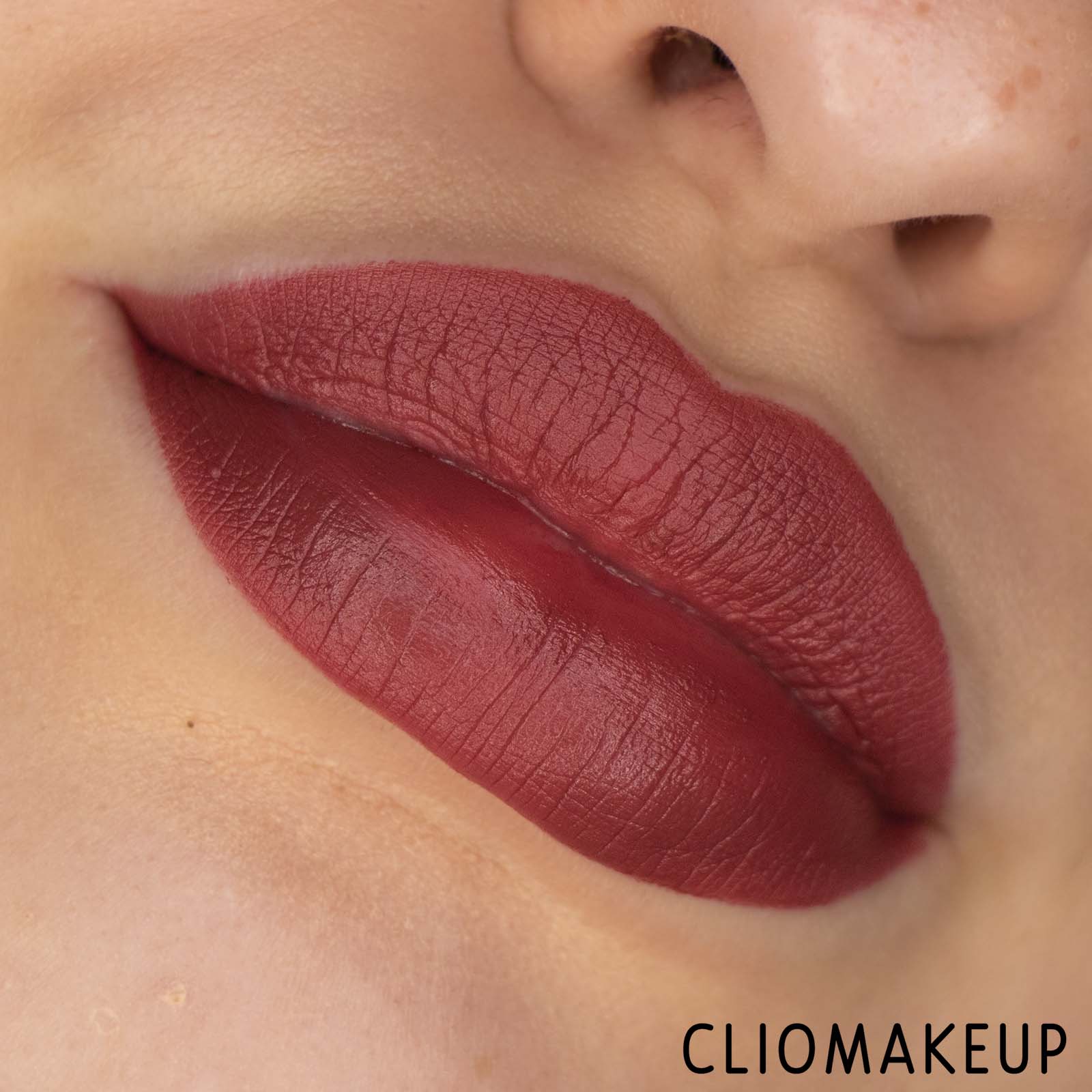 Cliomakeup-Recensione-Rossetti-Diego-Dalla-Palma-Stay-On-Me-Lipstick-15