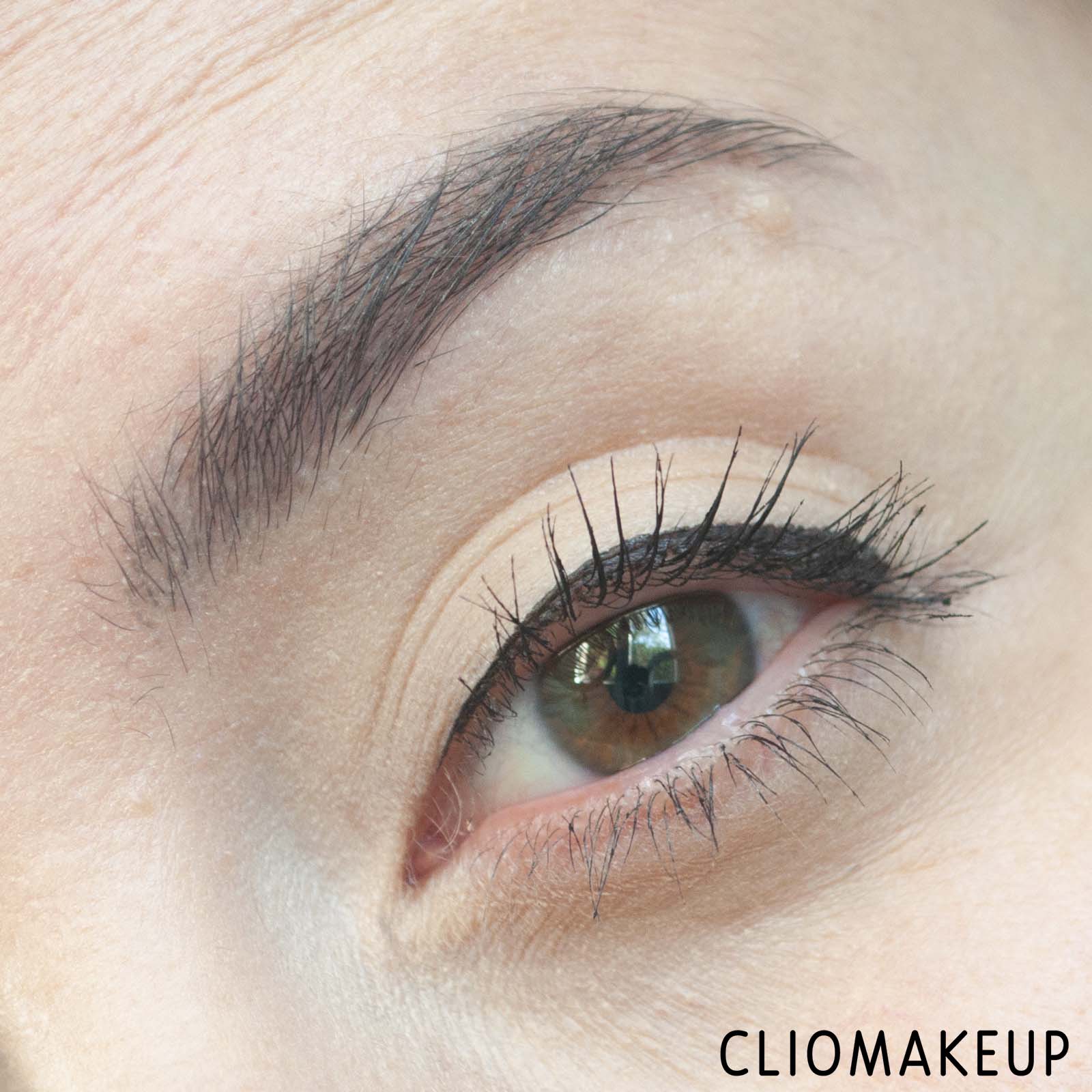 cliomakeup-recensione-eyeliner-nars-climax-liquid-eyeliner-8