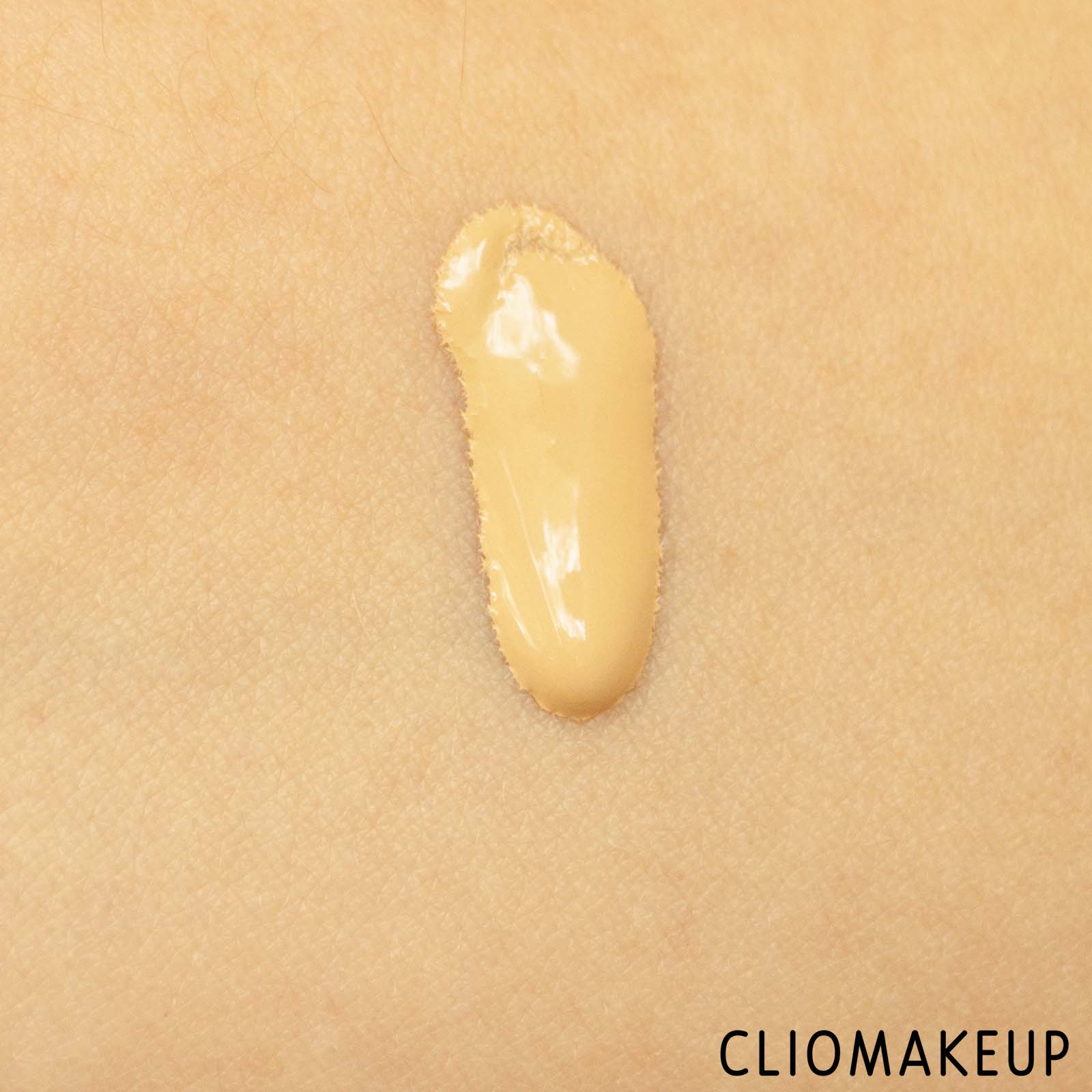 cliomakeup-recensione-fondotinta-kiko-a-holiday-fable-24h-immortal-no-transfer-foundation-6