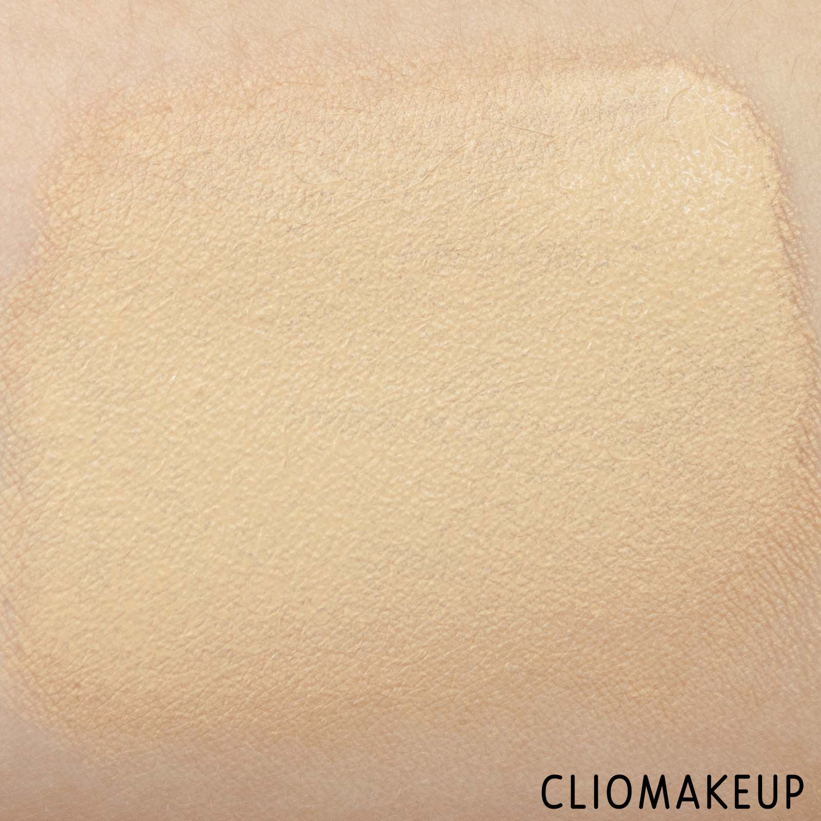 cliomakeup-recensione-fondotinta-kiko-a-holiday-fable-24h-immortal-no-transfer-foundation-8